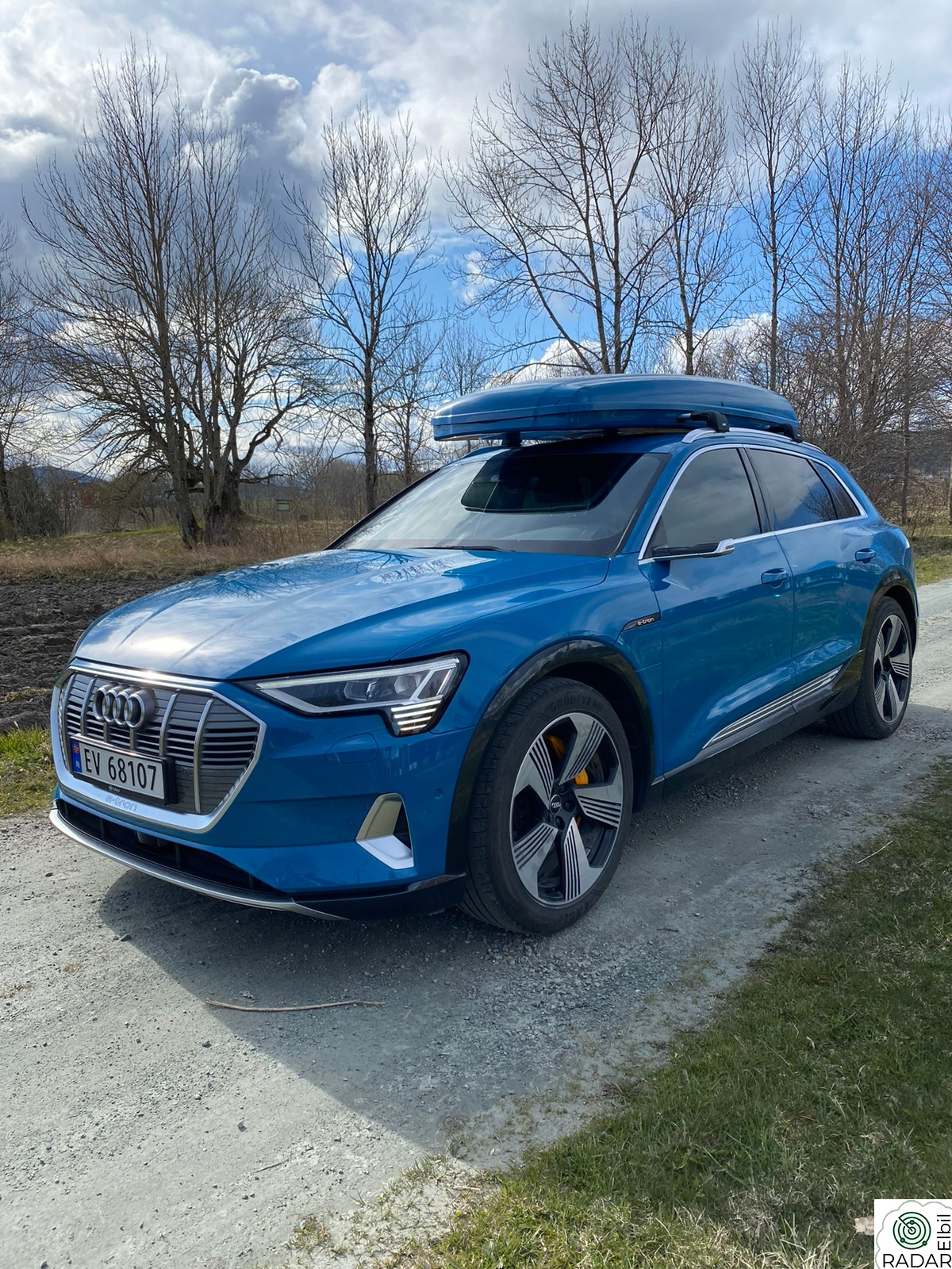 AUDI e-tron 55 Edition one. Matrix, B&O, hfeste, ny service