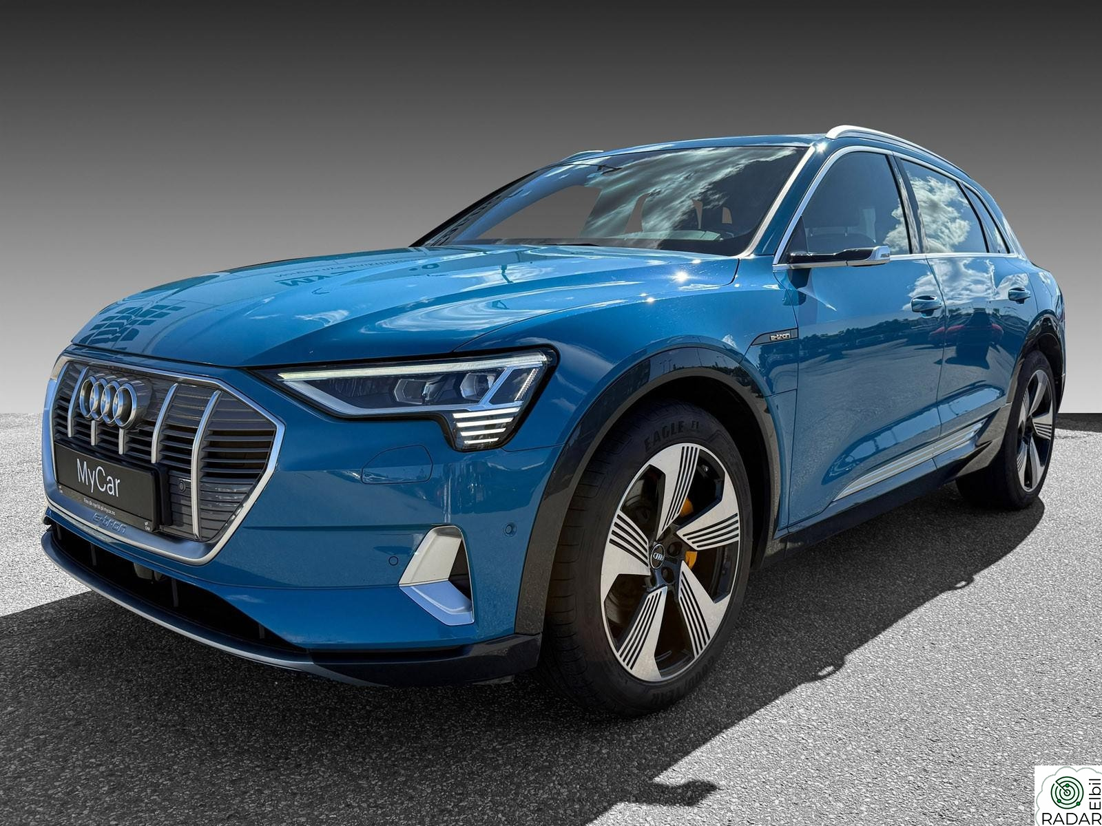AUDI e-tron 55 ACC/Krok/Skinn/B&O/Luftfjæring/Takluke/Keyless/EU27+