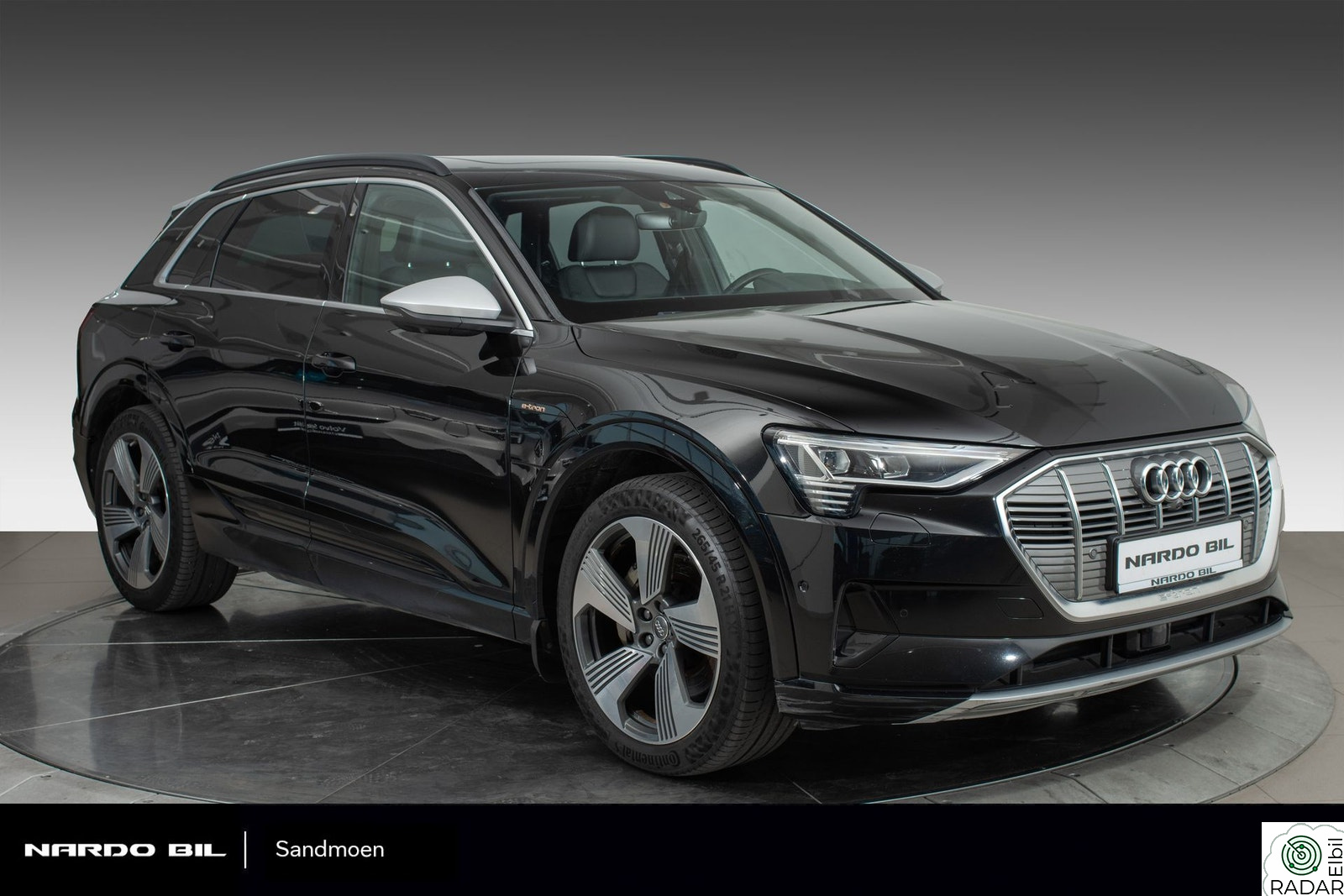 AUDI e-tron e-tron