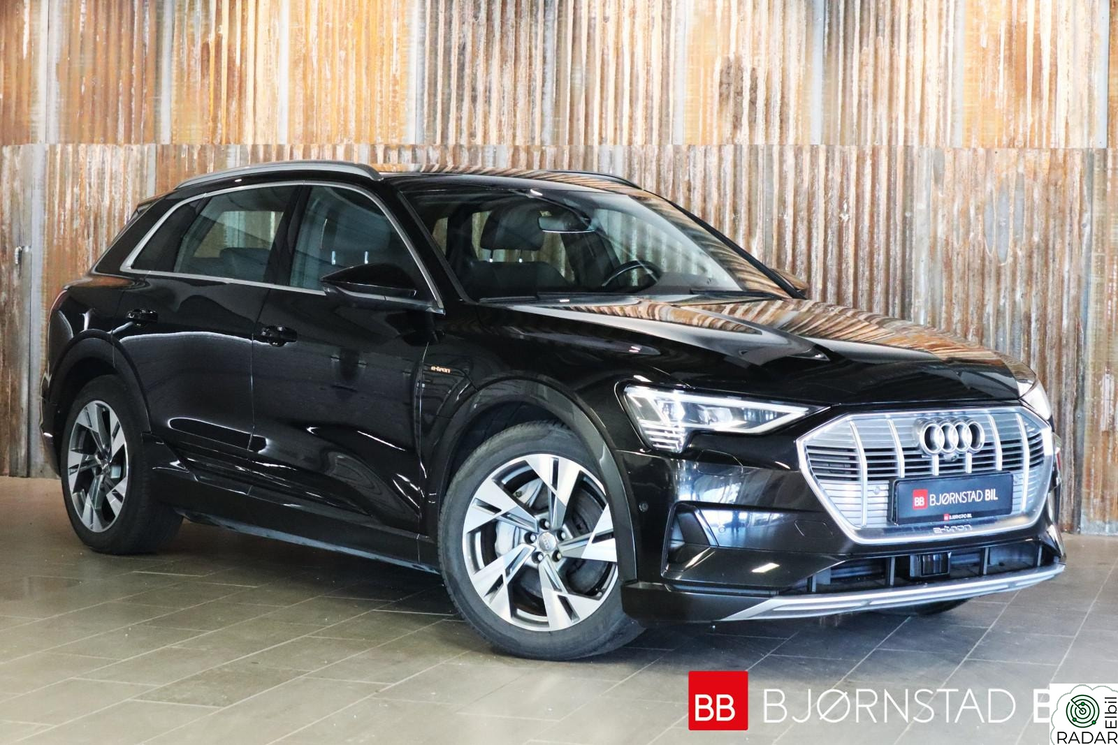 AUDI e-tron 55 S-Line Quattro 408 hk 415 km. WLTP Head-Up, Krok +++