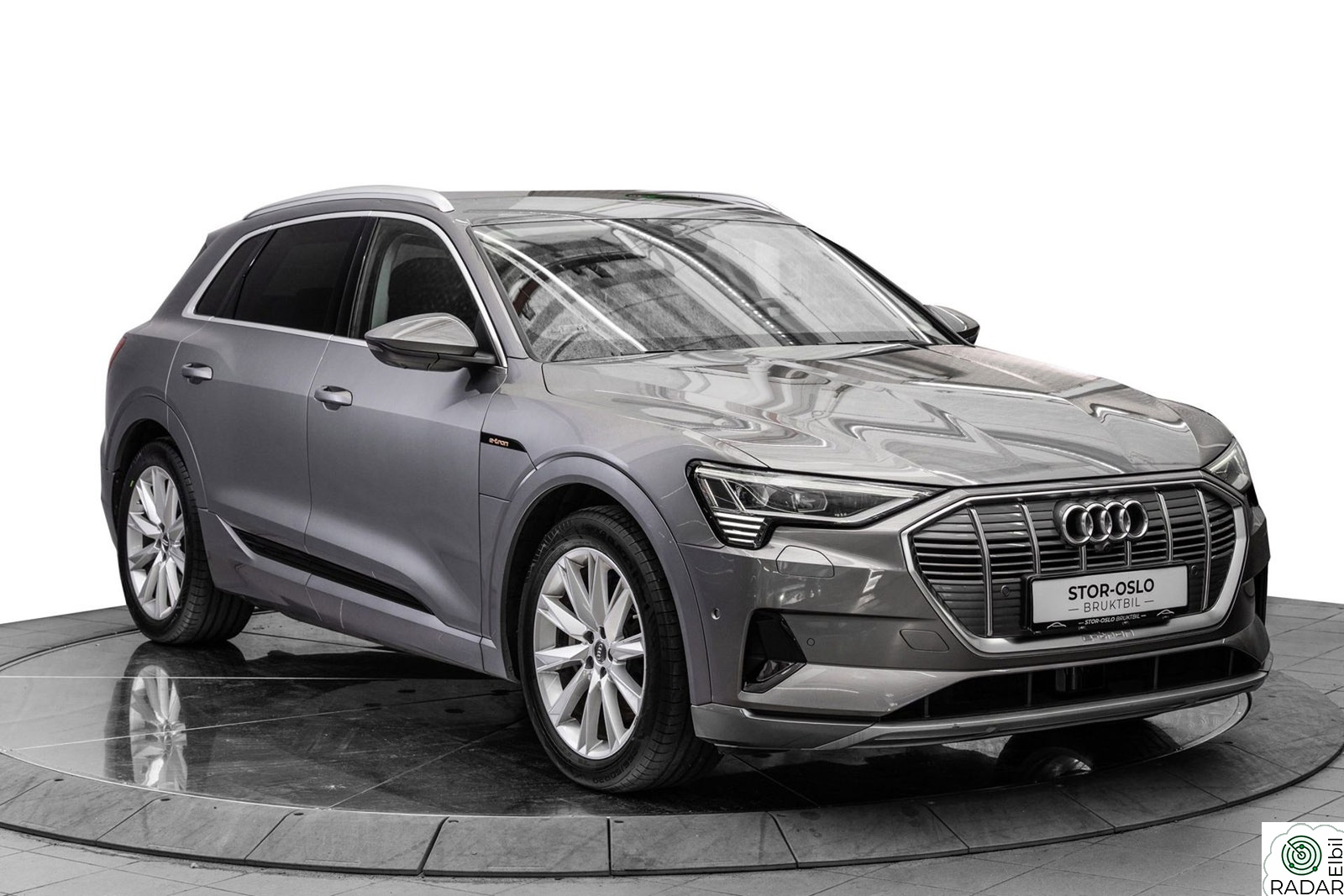 AUDI e-tron 55 Quattro/ACC/Krok/360/HUD/Skinn/Navi/Keyless/Ambient