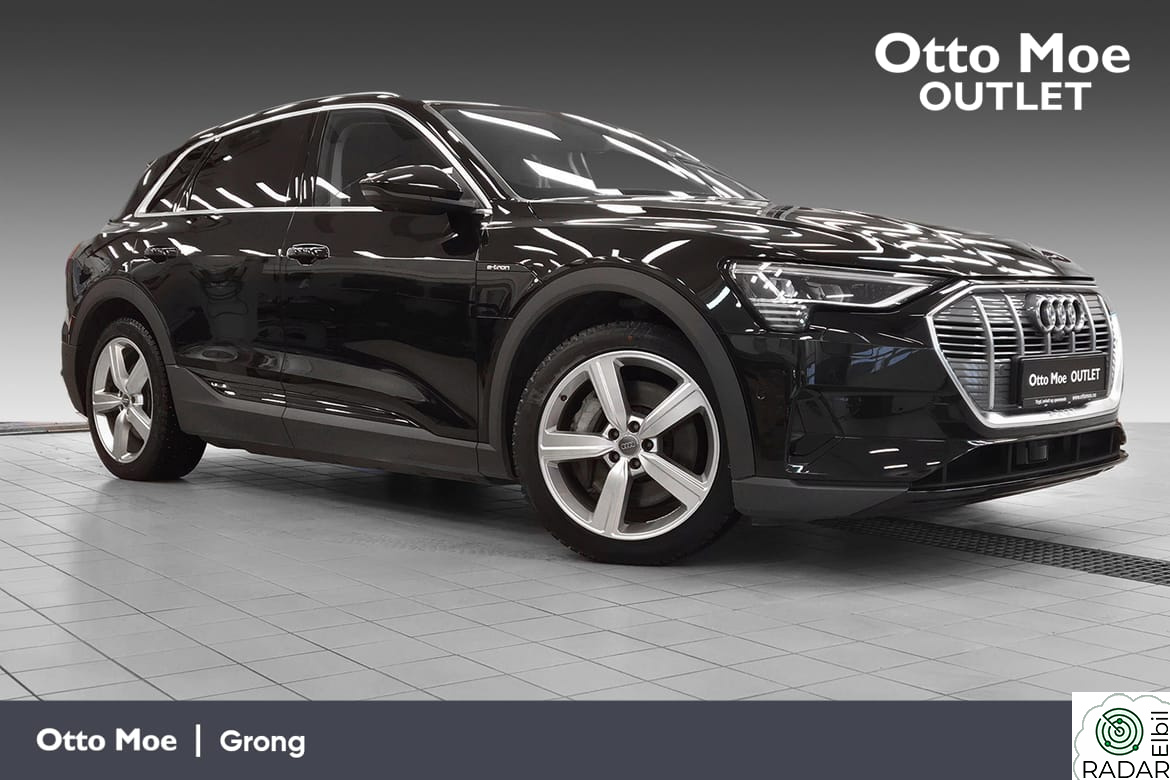 AUDI e-tron 55 | KROK | 360° KAMERA | ACC | NAVI | P.VARMER