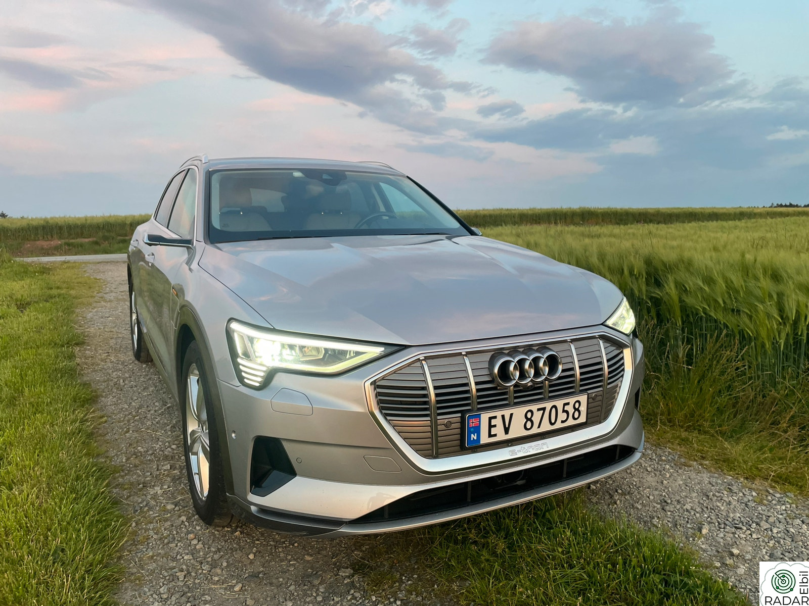 AUDI e-tron 55 Advanced Plus, Sportsseter,H.feste,360kam,Matrix+++