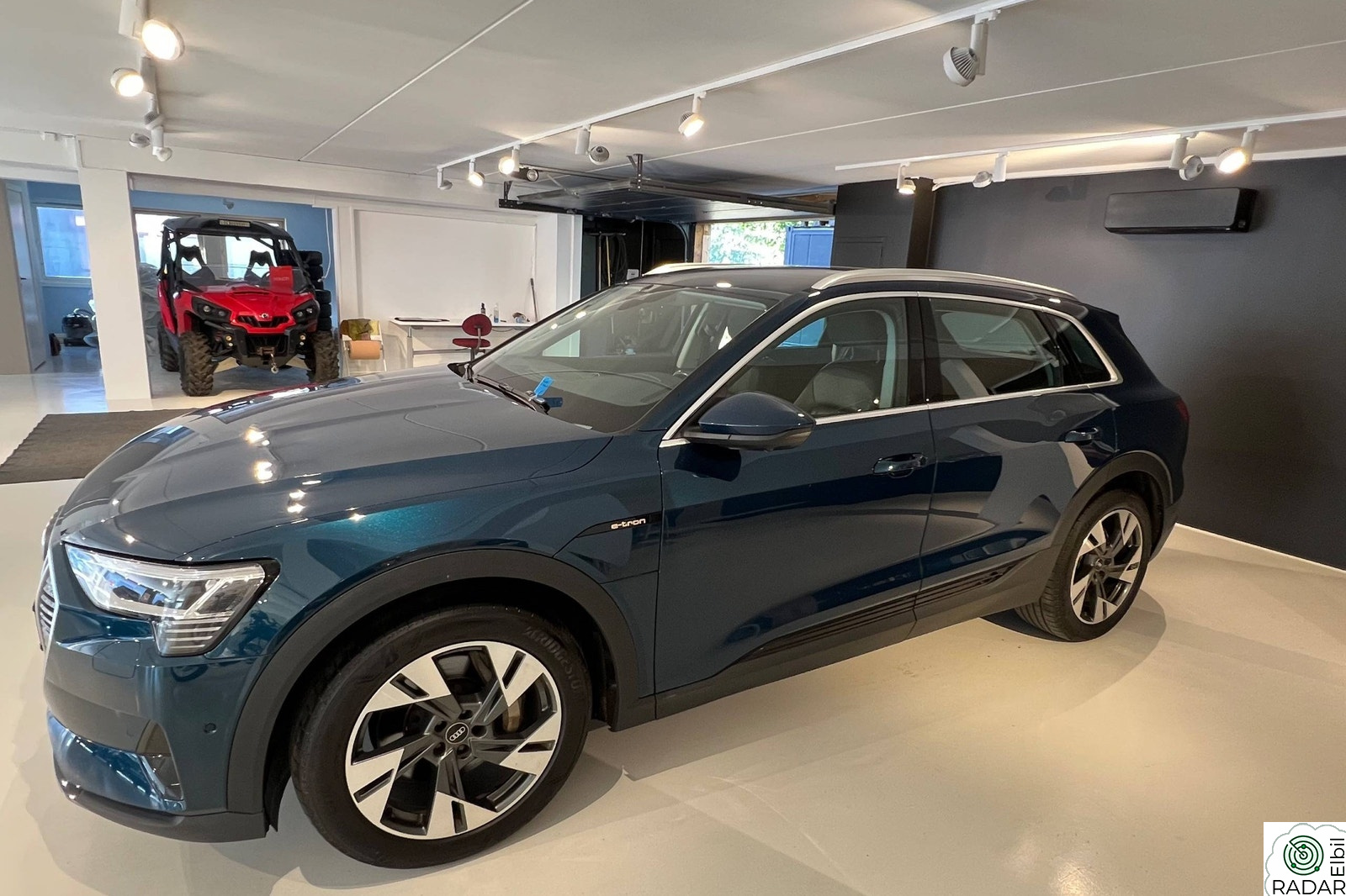 AUDI e-tron E-tron 55/4X4/426HK/ACC/Kamera/Head-UP/Ny service/Skinn