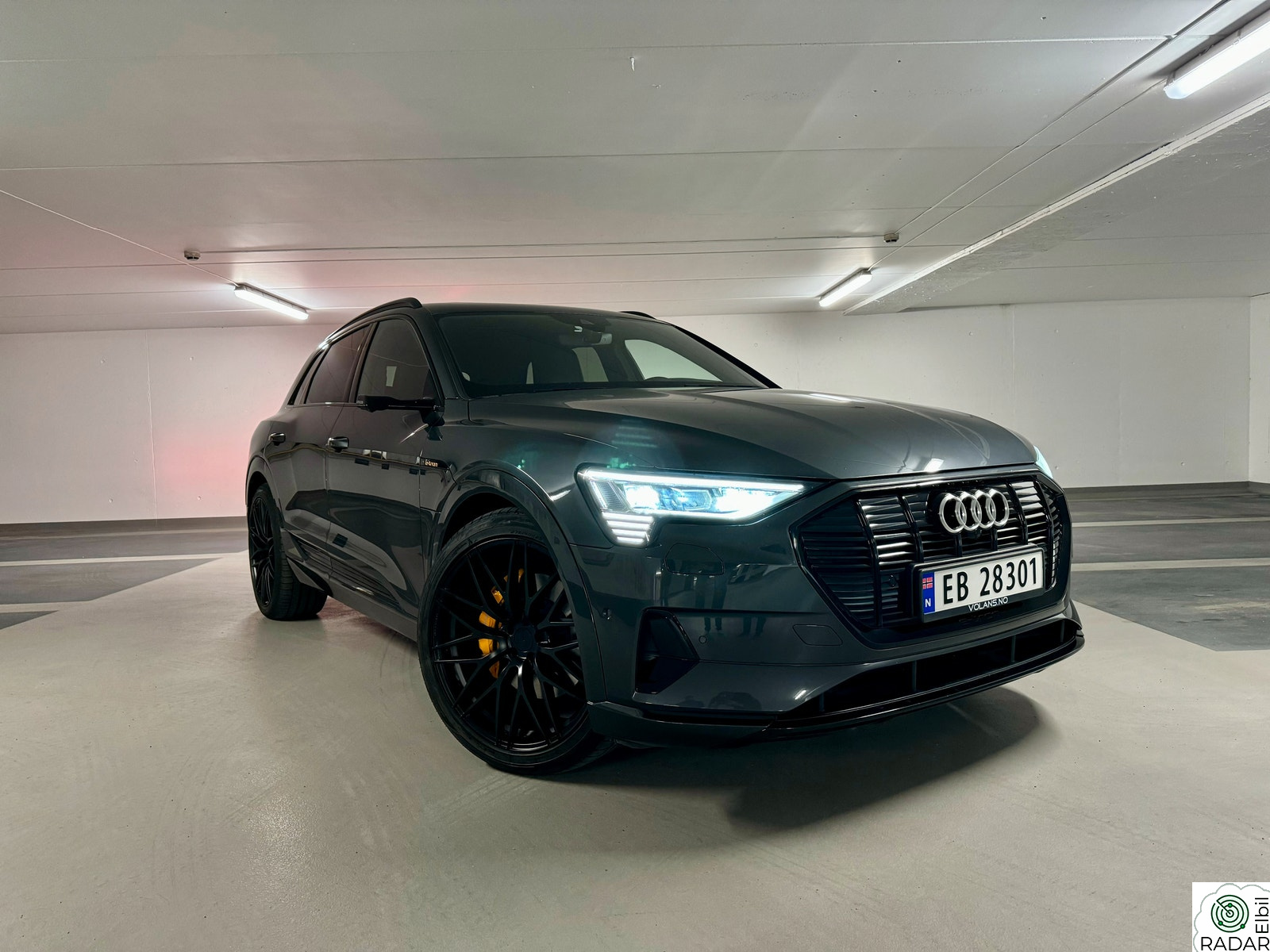 AUDI e-tron 55 Advanced Sport