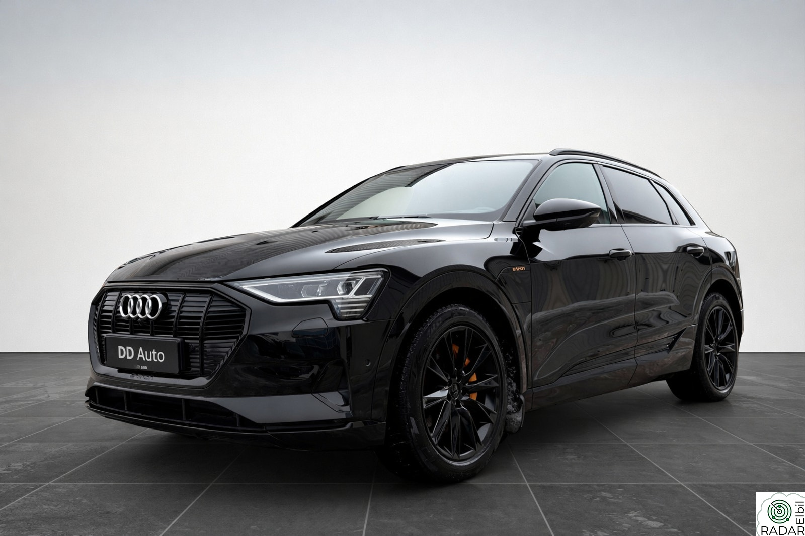 AUDI e-tron 55 55/B&O/Head-Up/ACC/NightVision/Pano/Matrix/H.Feste/++