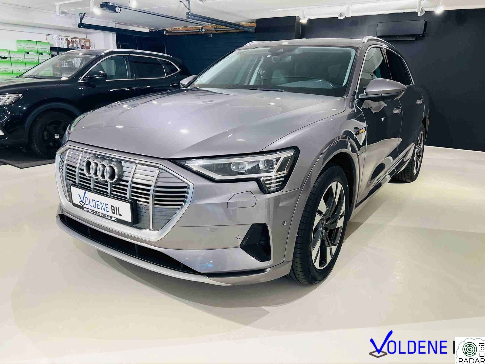 AUDI e-tron 55 El Alcantara med minne/Krok/ACC/El bakluke/360 kamera