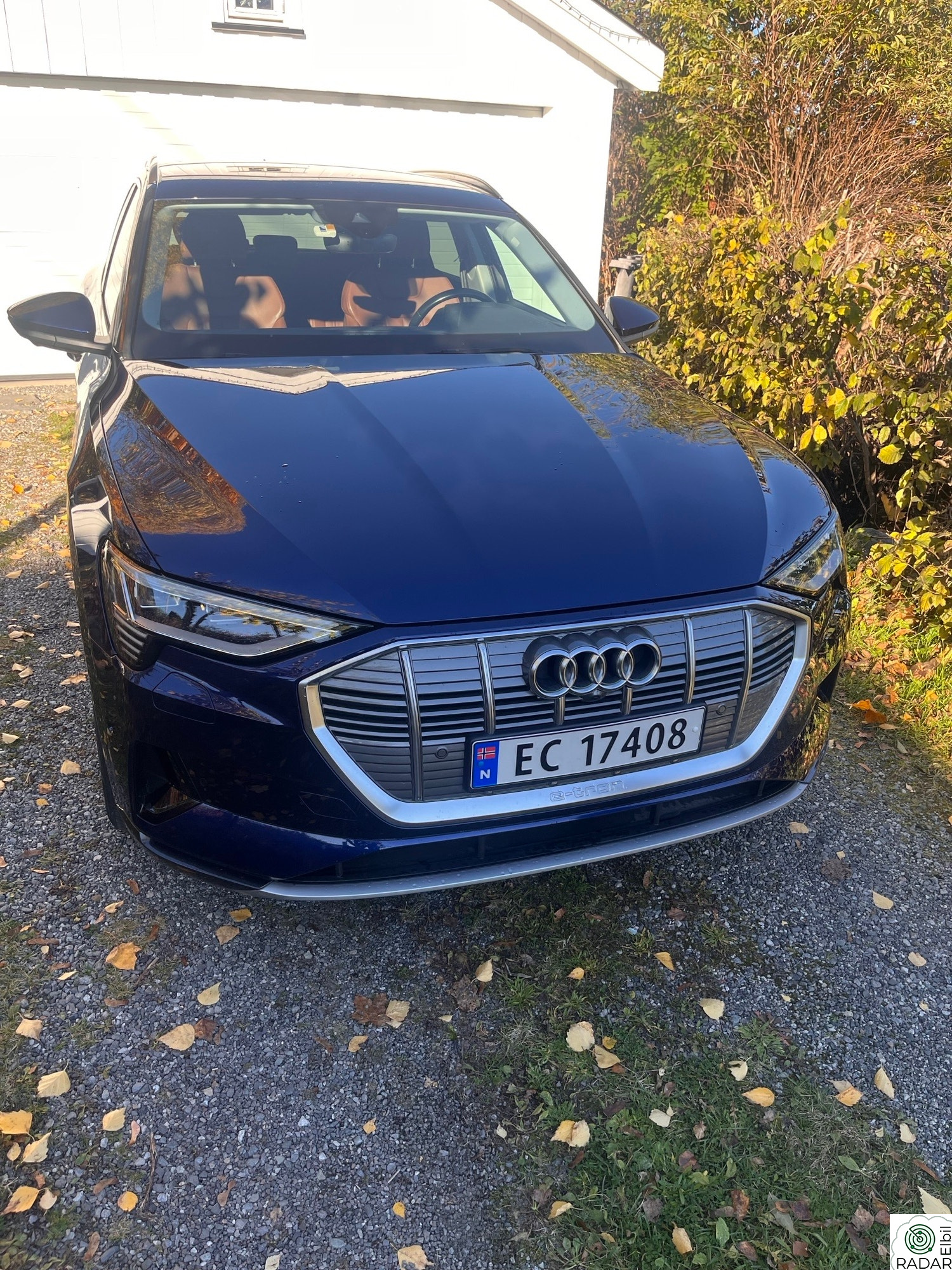 AUDI e-tron 50 50