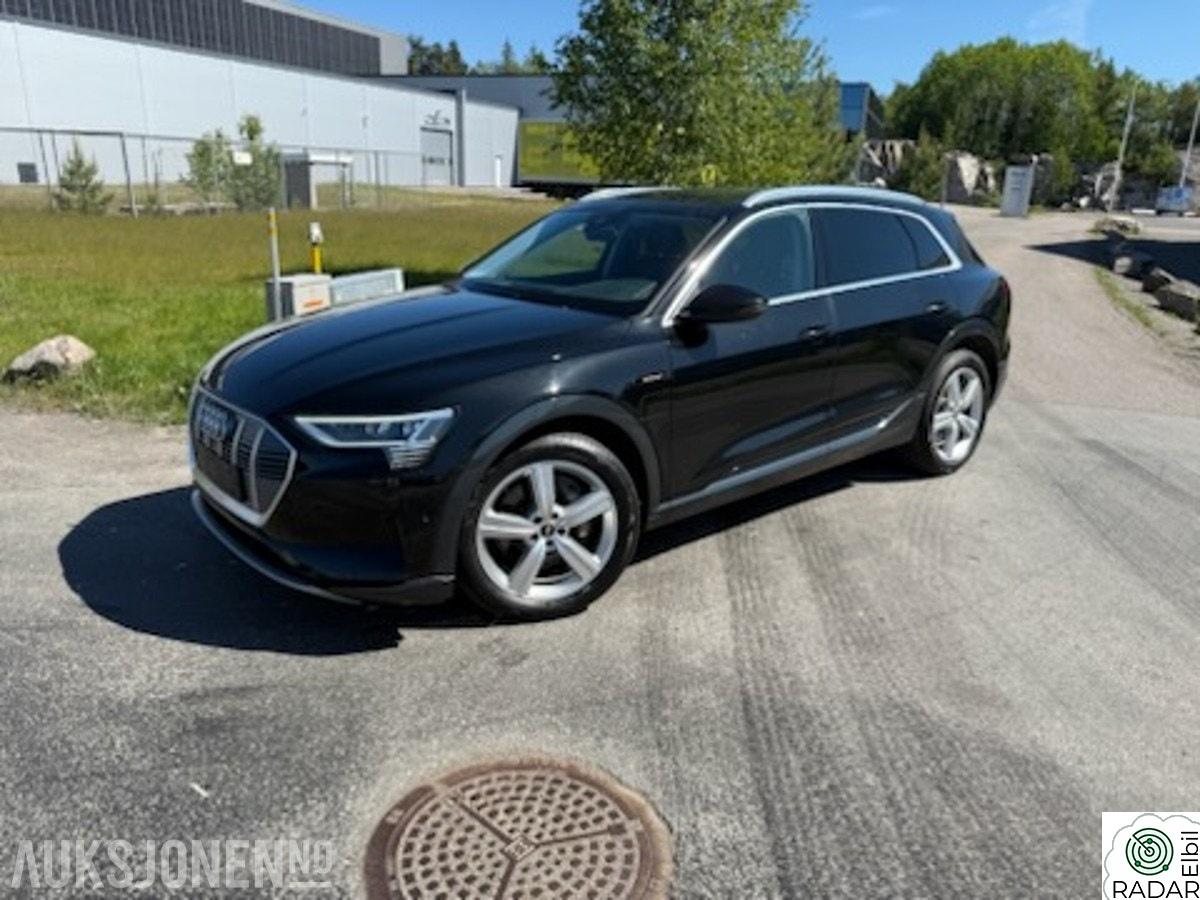 AUDI e-tron 55 55 QUATTRO,ADVANCED BUSINESS,ACC,KROK
