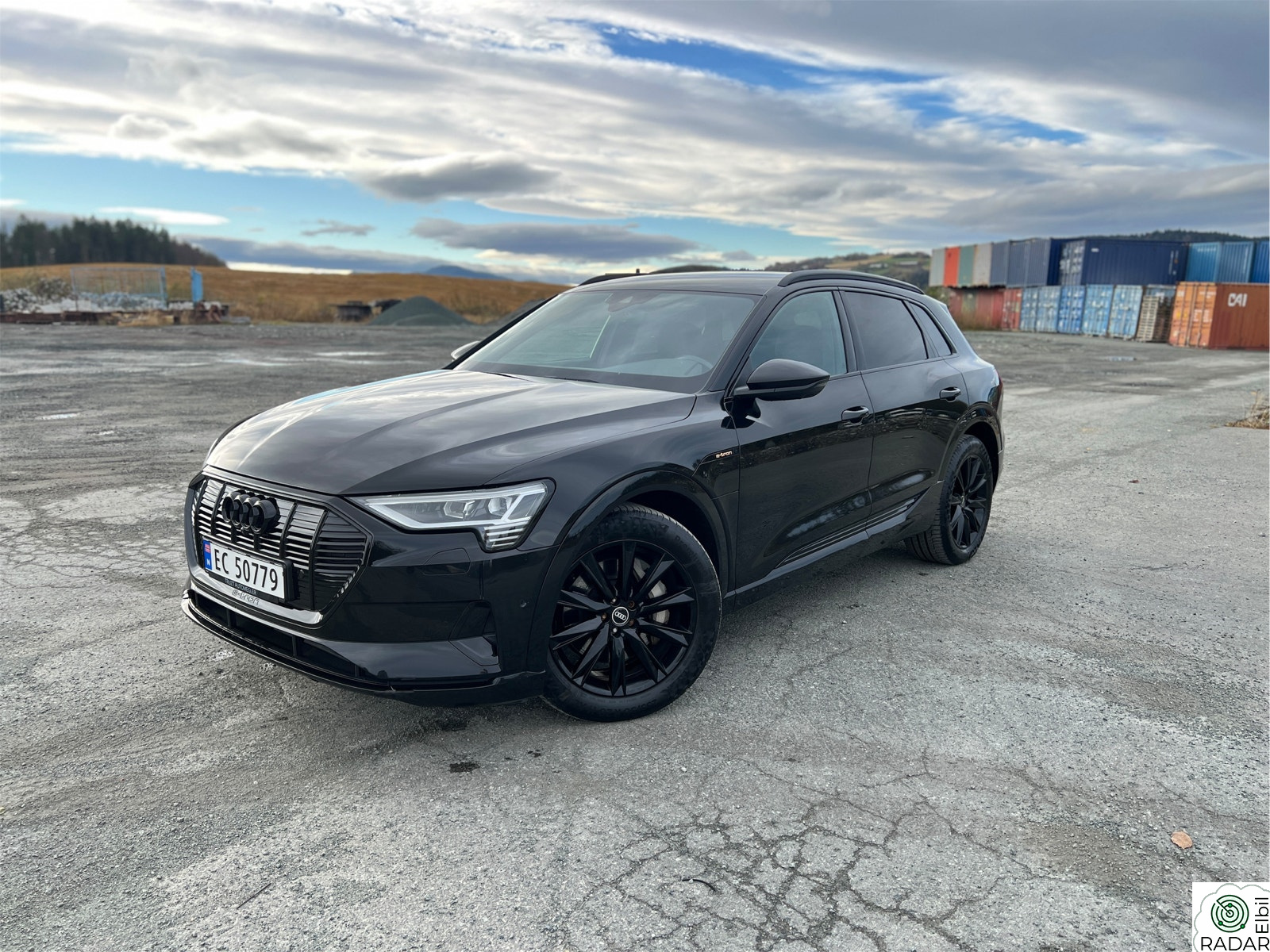 AUDI e-tron 55 55 Advanced Sport / H.feste / Sort Optik / Luft +++