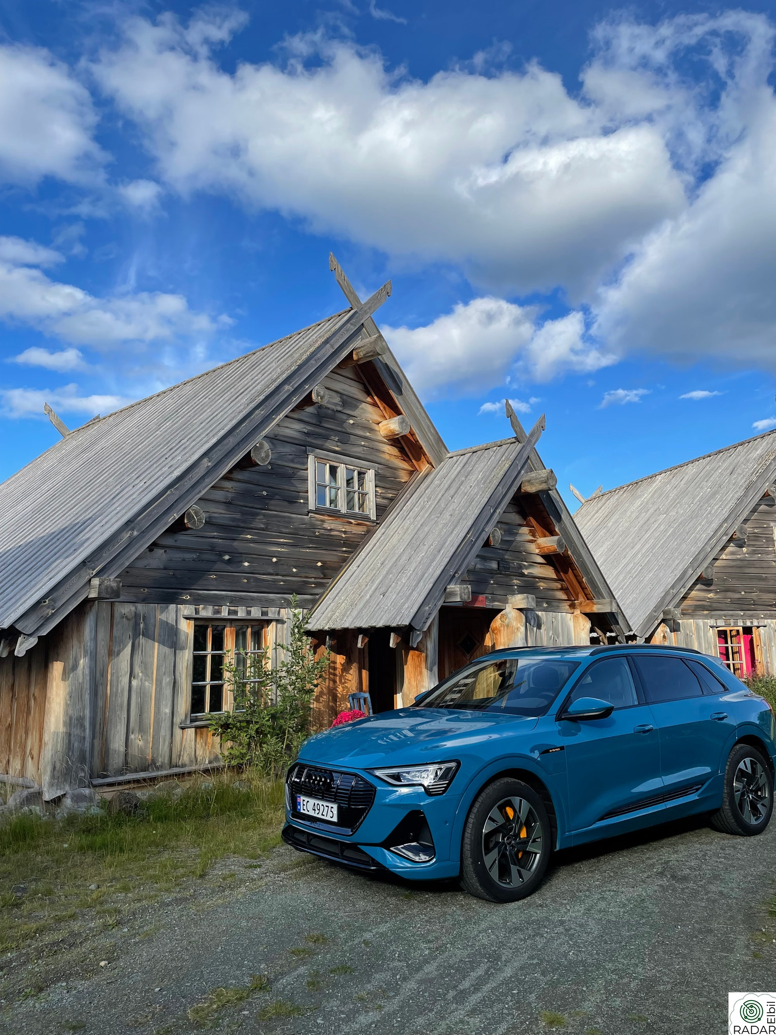 AUDI e-tron 50 50 S line Sport Antigua blå
