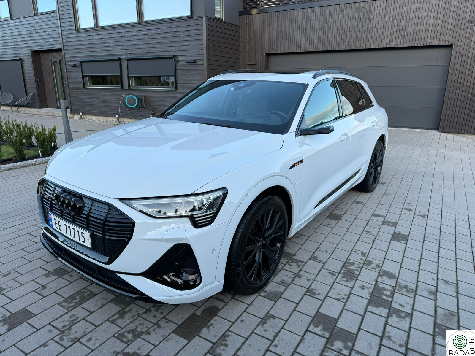 AUDI e-tron 55 55 S Line Sport Black Edit*Panoram*HUD*B&O*Matrix*Night