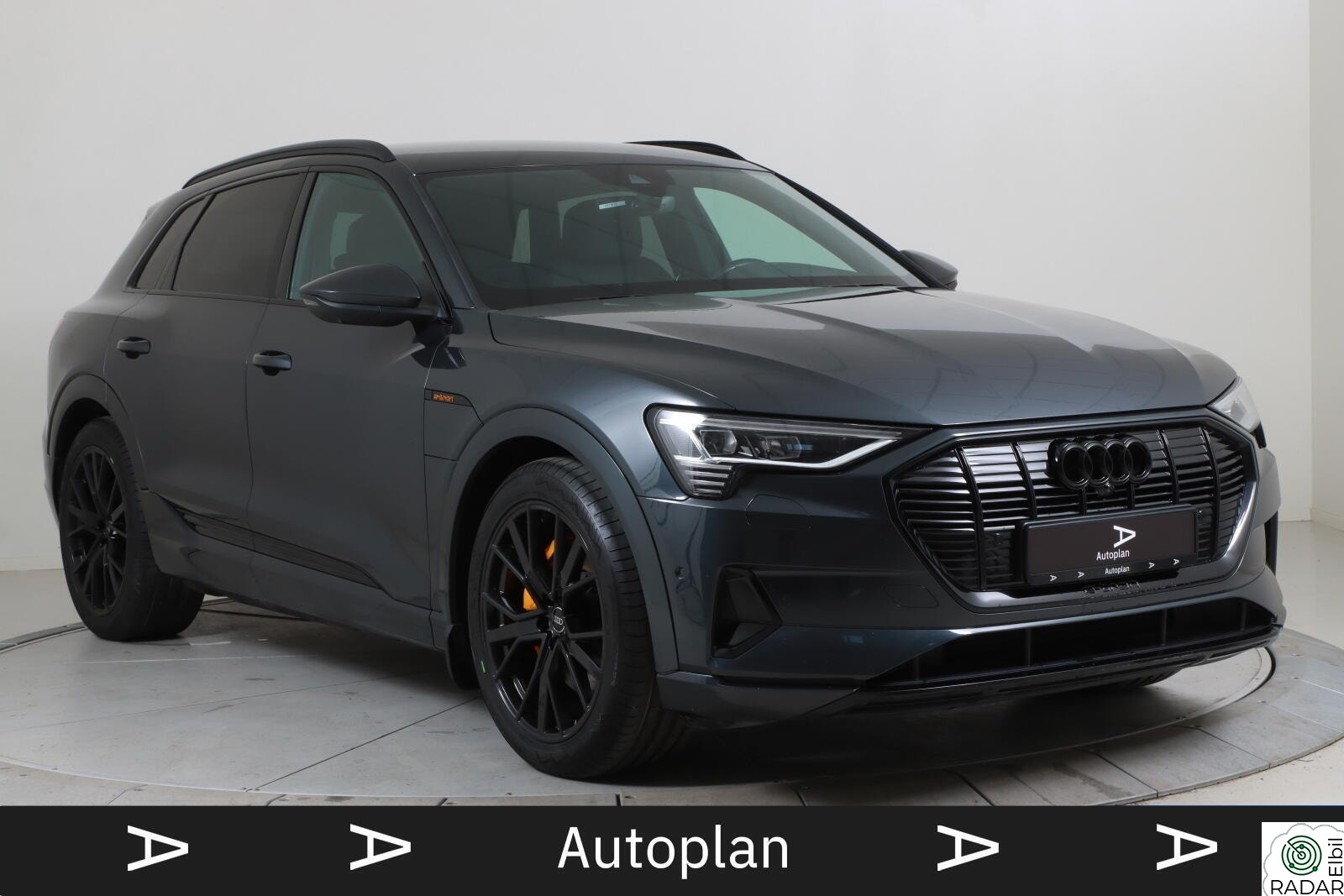 AUDI E TRON 55 55 Advanced Sport ACC Krok Head-Up Matrix