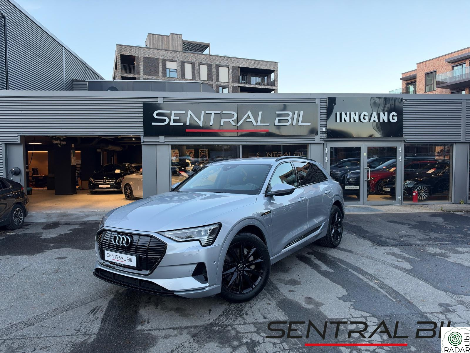 AUDI E TRON 55 55/QUATTRO/ADVANCED SPORT/S-SETER/ACC/H-FESTE/360KAM++