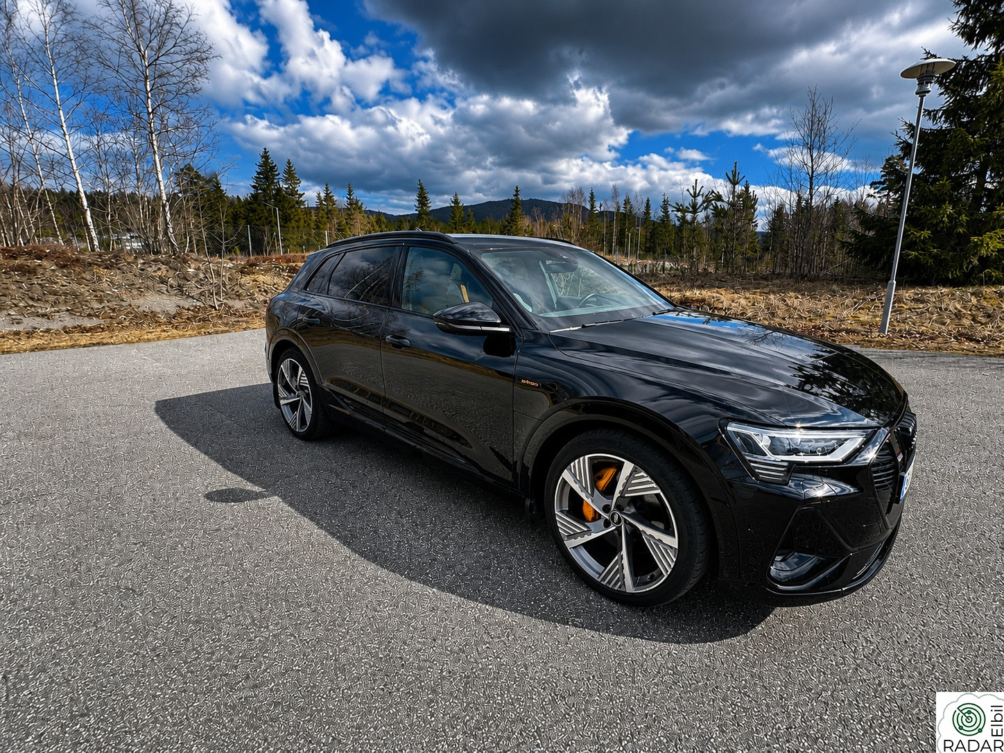 AUDI E TRON 55 Audi e-tron 55 Black E, S line/B&O/Matrix/Luft/22”/360