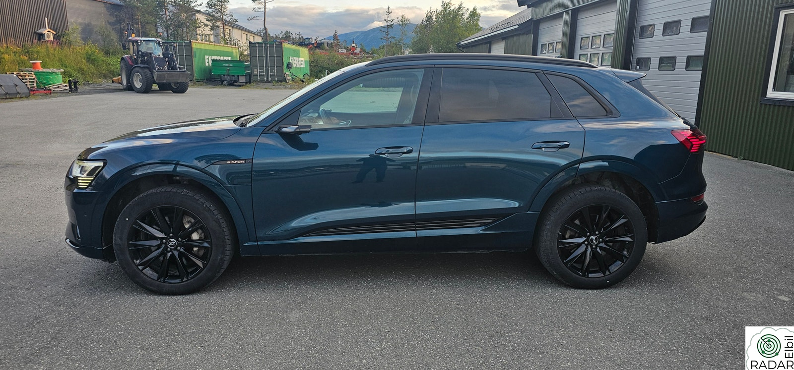 AUDI e-tron 55 Advanced Plus-Skinn-Head up-S line-Head up-360
