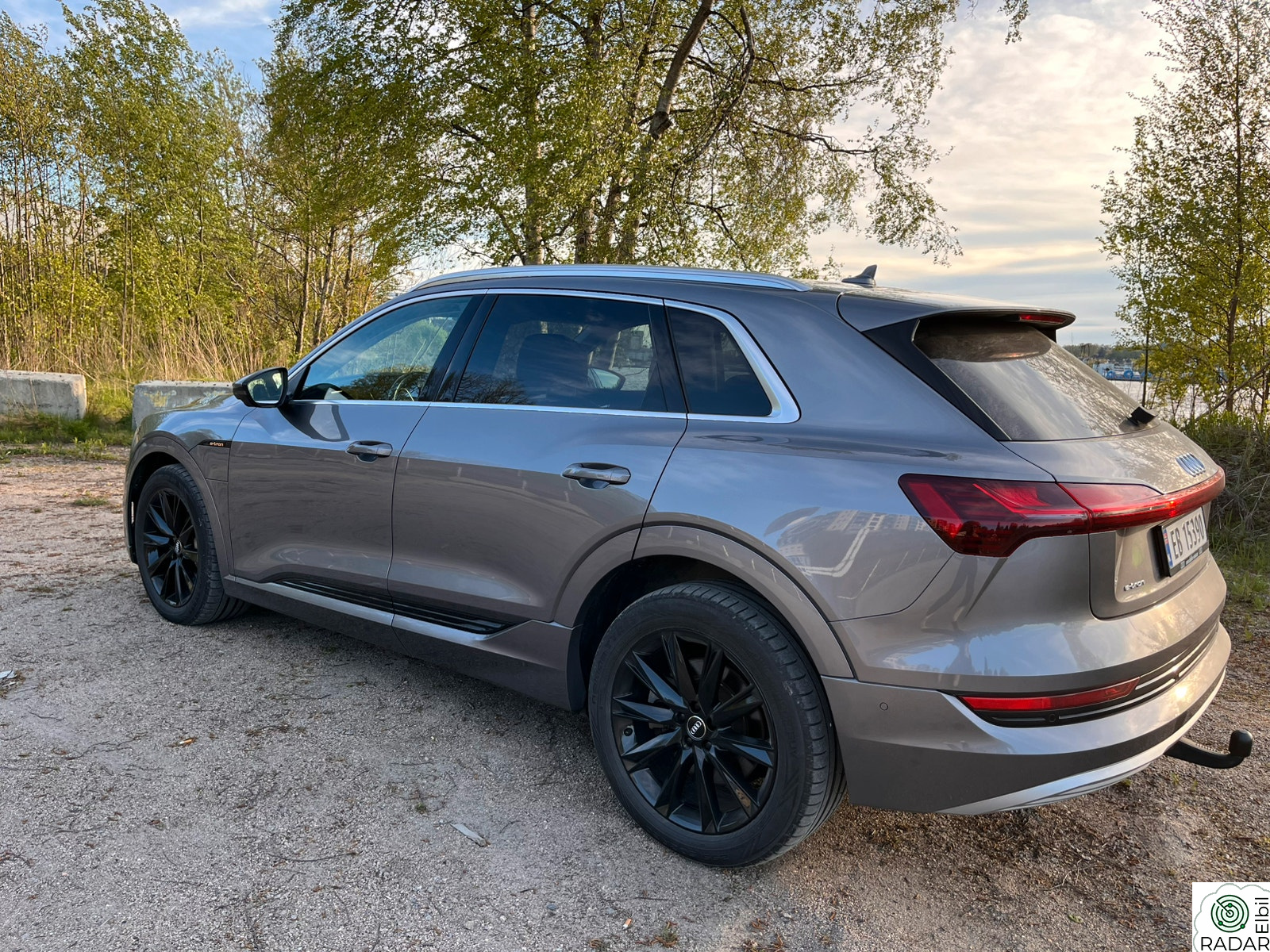AUDI e-tron 55 Advanced - 360kam/Krok/HUD/Ny motor.