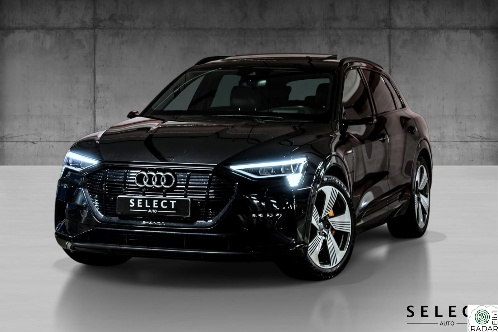 AUDI e-tron 55 QUATTRO/GARANTI/PANORAMA/B&O/ACC/360KAM/LUFT/HUD++