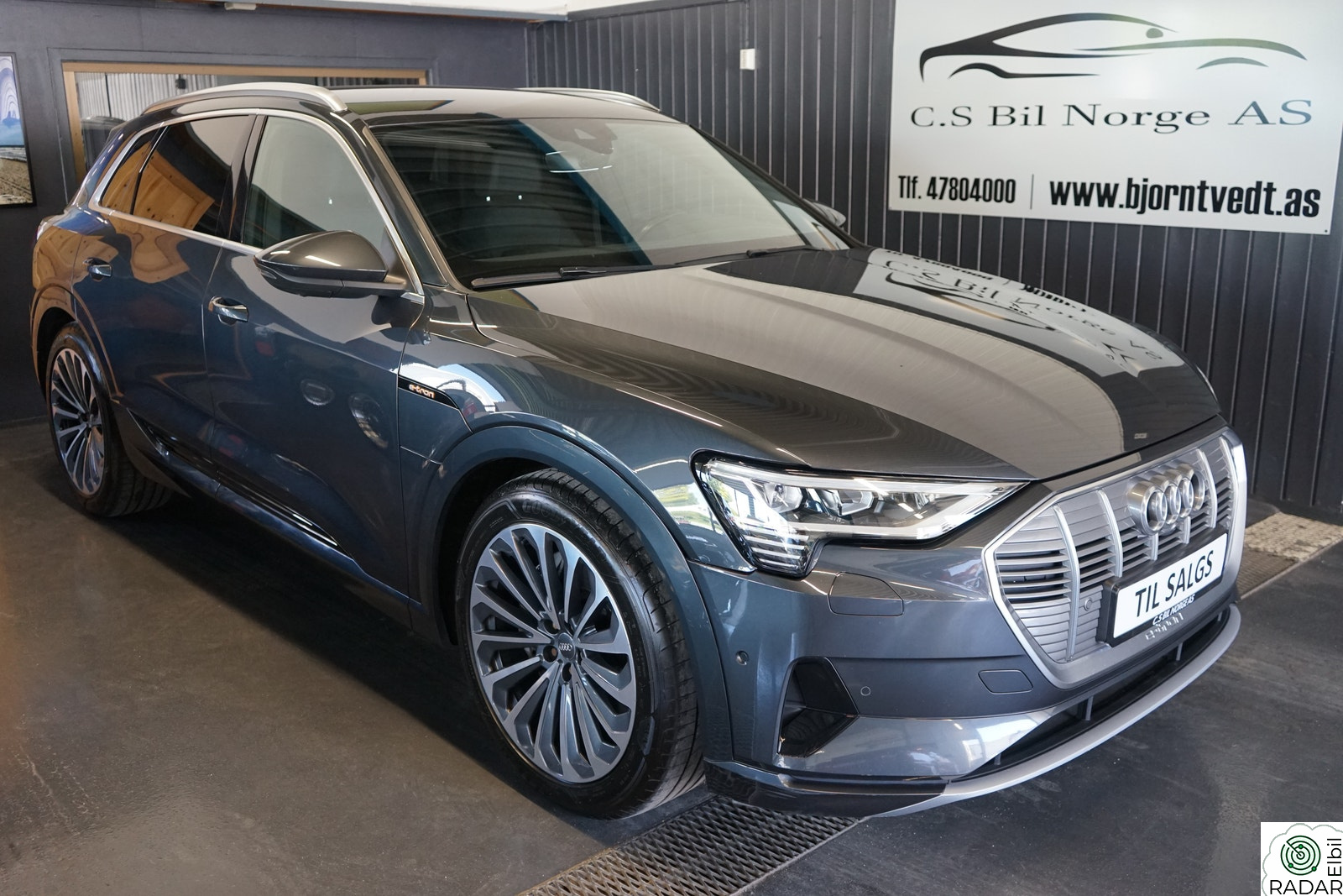 AUDI e-tron 50 Audi E-tron 50 ADVANCED BUSINESS