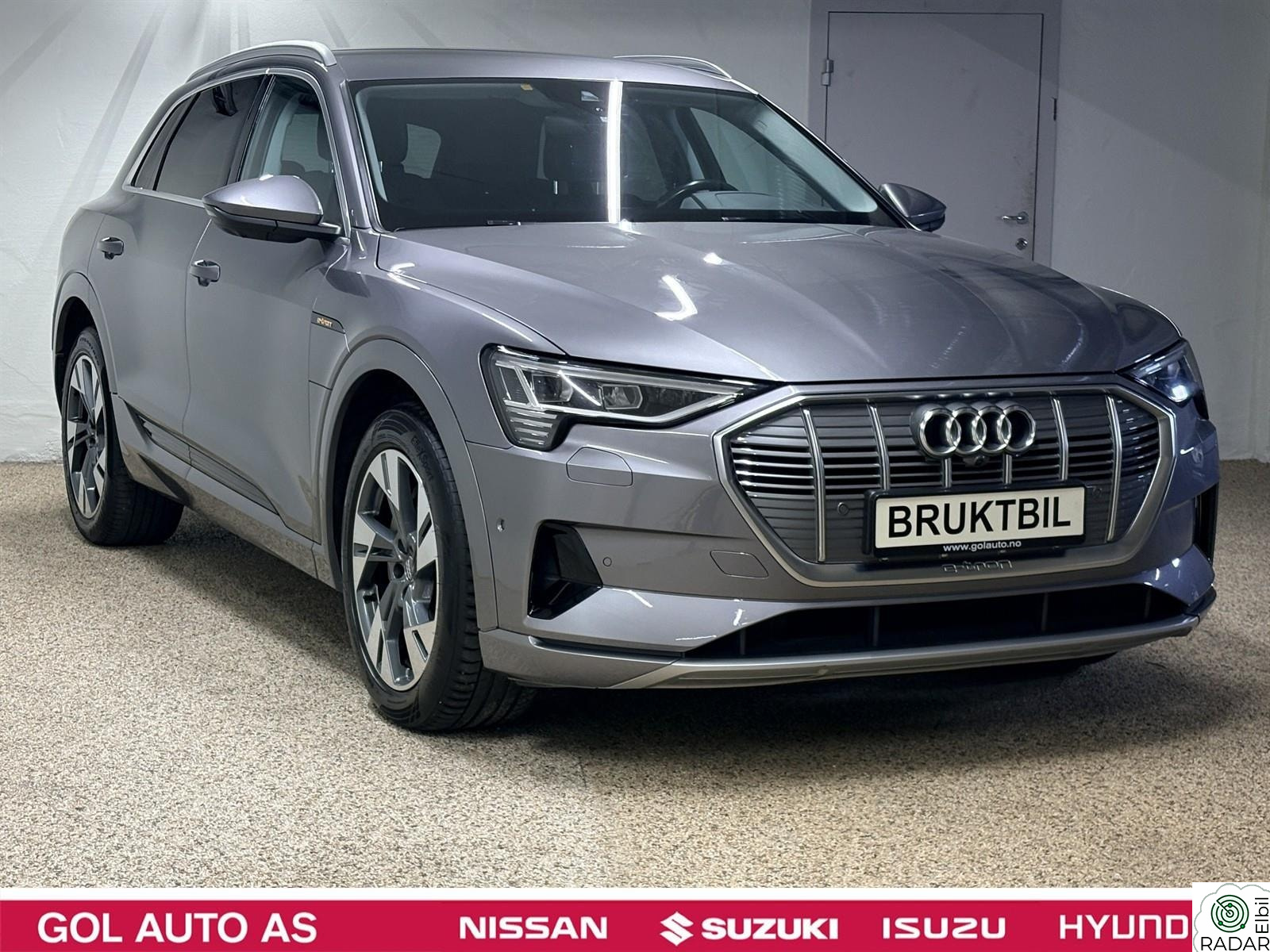 AUDI e-tron 55 55 Advance Matrix Hengerfeste AWD