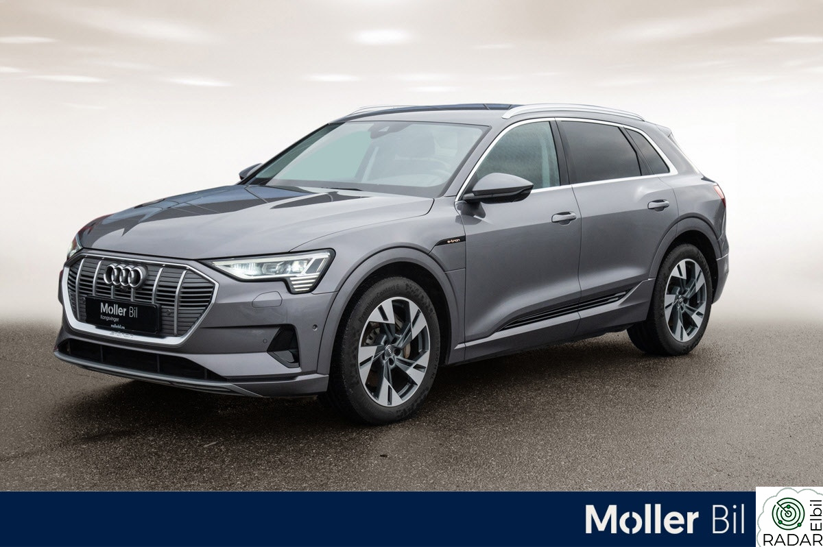AUDI e-tron 55 55 advanced sport Matrix, 360 kamera, Hengerfeste