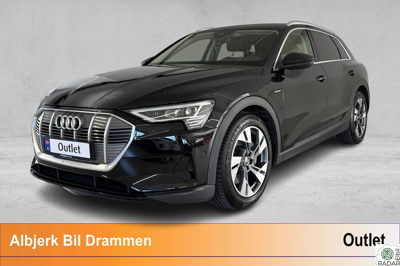 AUDI e-tron 55 55 Quattro,LED Matrix,Carplay,Navi,Krok,ACC,360 kamera+
