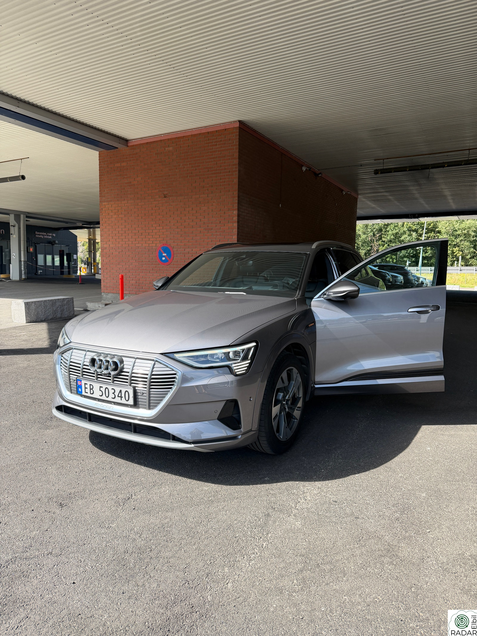 AUDI e-tron 55 55 S-Line-Advanced-Exclusive-1 eier-EU06/28-Lav km