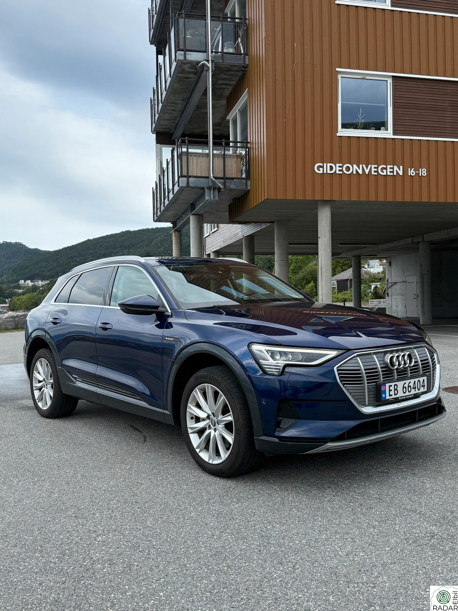 AUDI e-tron 55 55 Advanced Business 360Kamera.Adaptiv.skinn seter.4x4