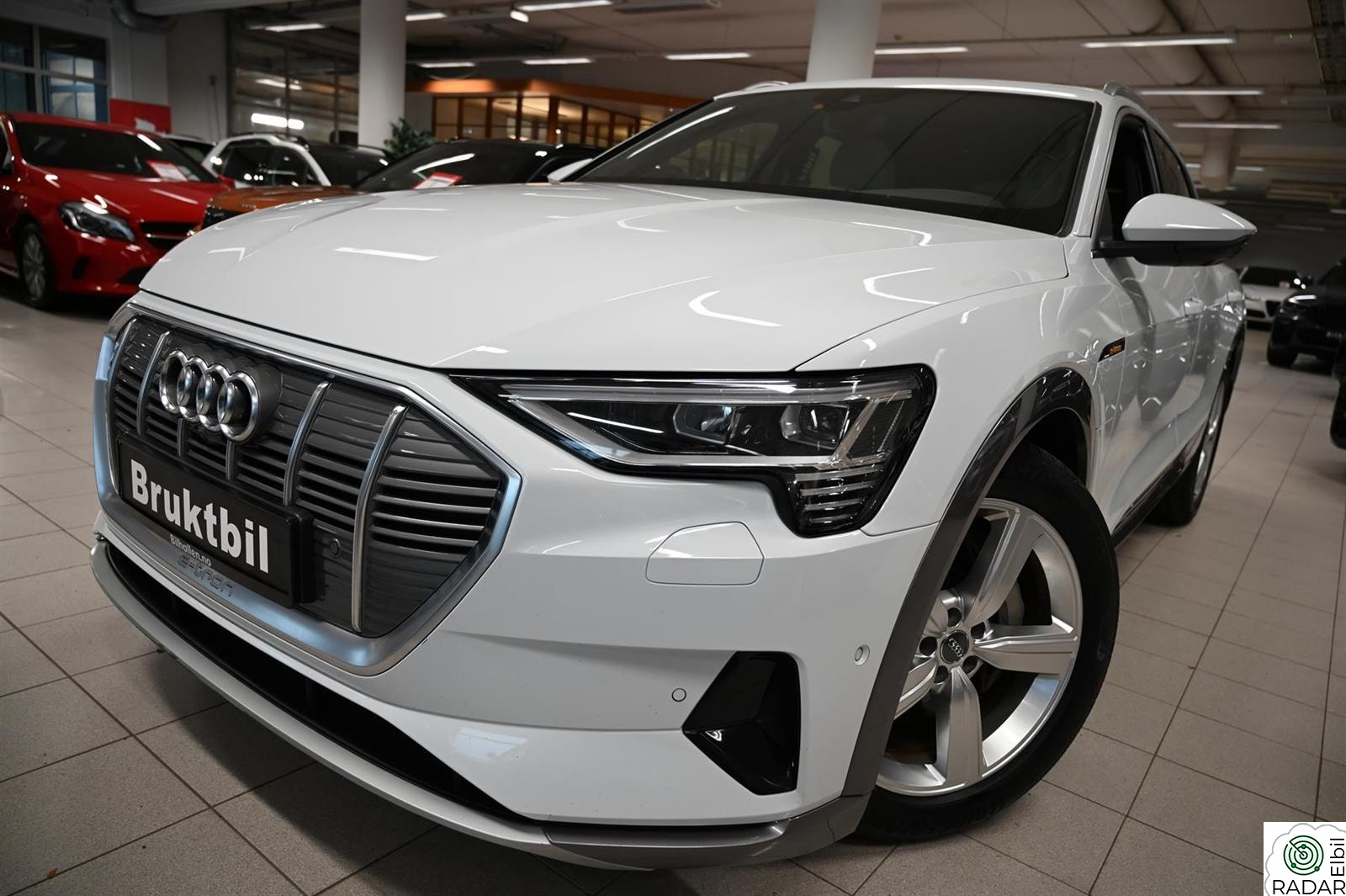 AUDI e-tron 50 50 Quattro Advanced Business m/ACC/Skinn/Pano/Kamera/Kr