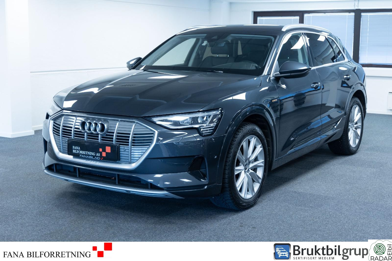 AUDI e-tron 55 55 Quattro/Sportsseter/H.Feste/ACC/Luft/Kamera/Garanti