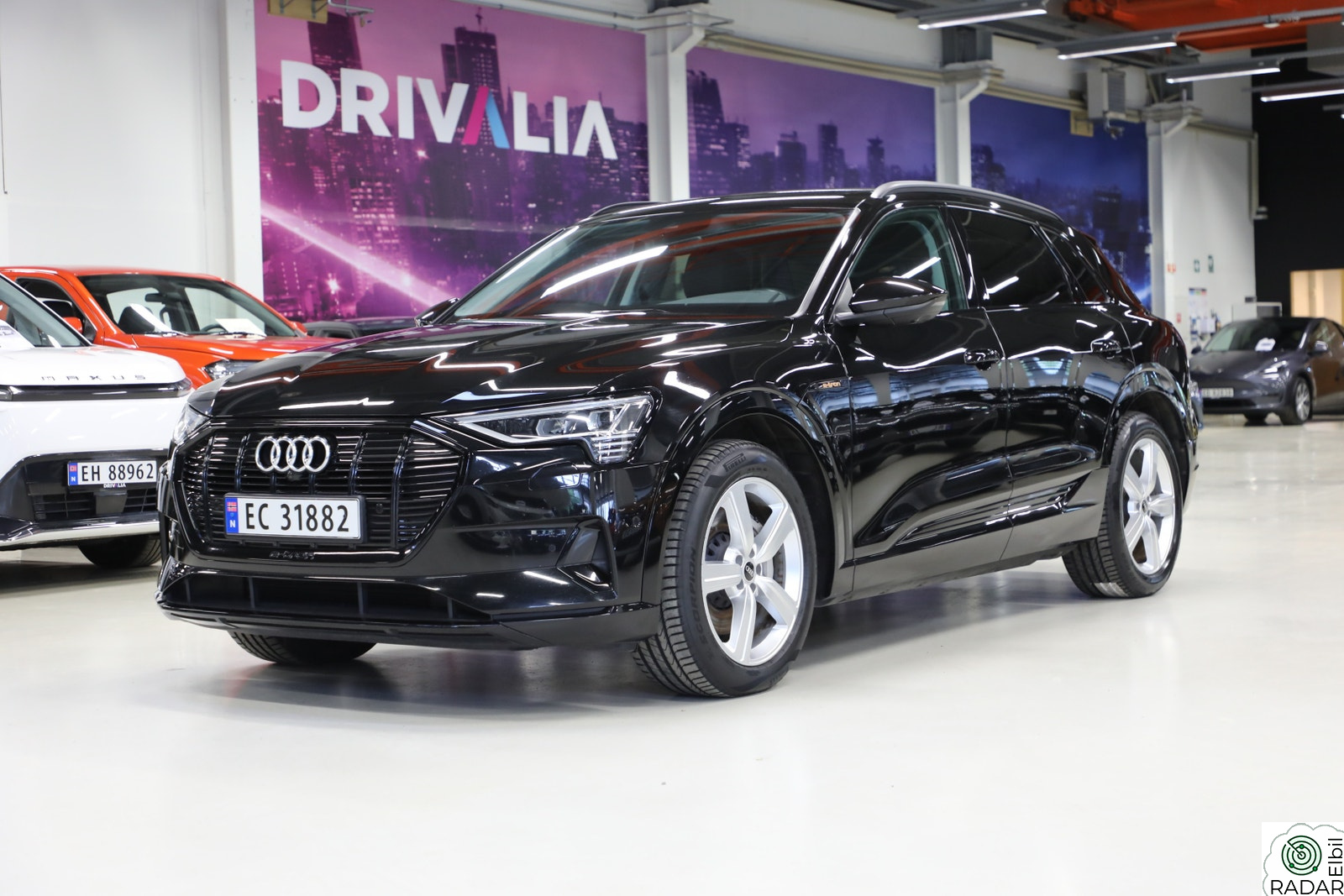 AUDI e-tron 55 55 Advanced Sport/El.seter/Krok/360Kamera