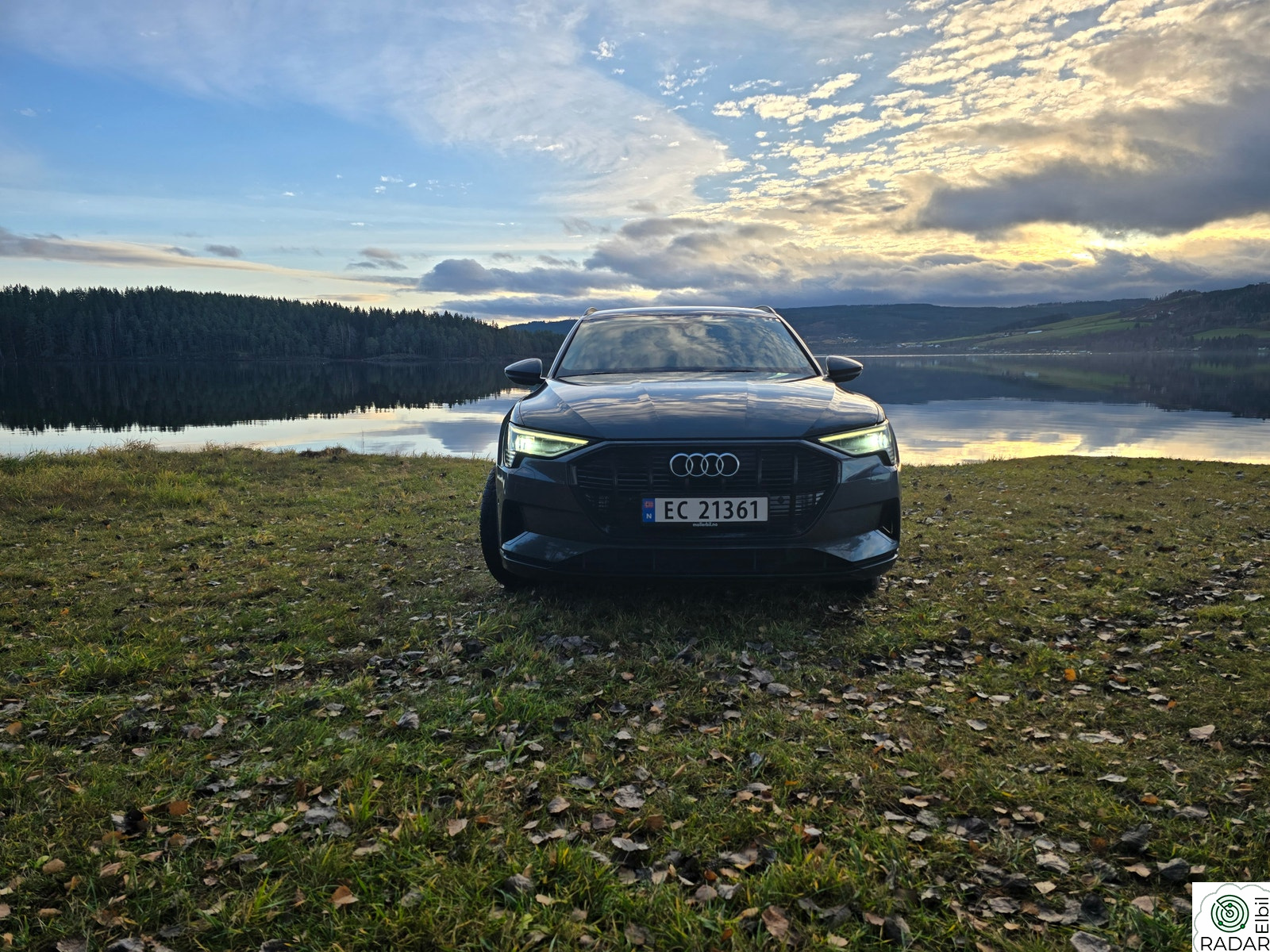 AUDI e-tron 50 50
