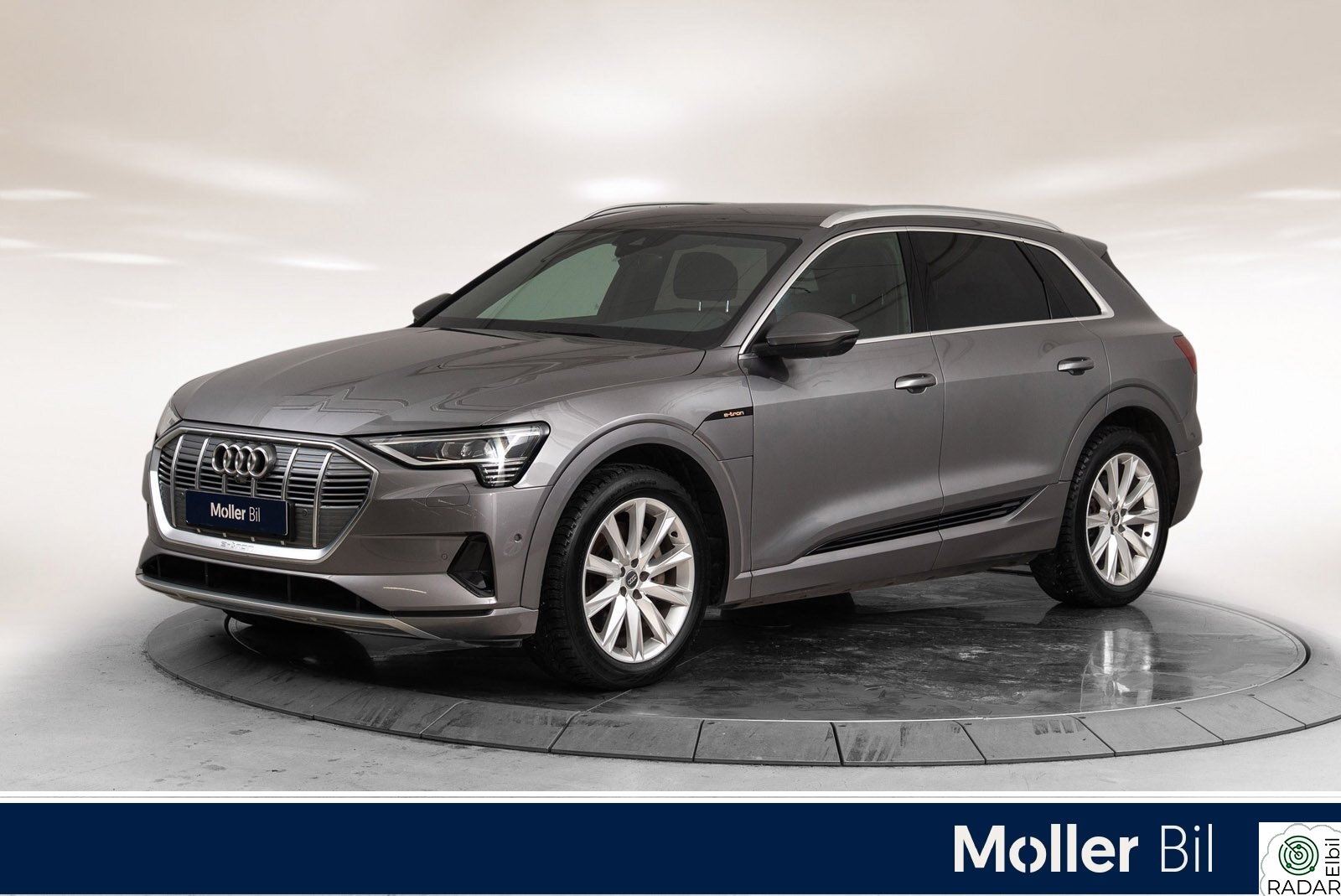 AUDI E TRON 55 55 Advanced Sport - 21", 360Kam, Matrix, B&O, Luft