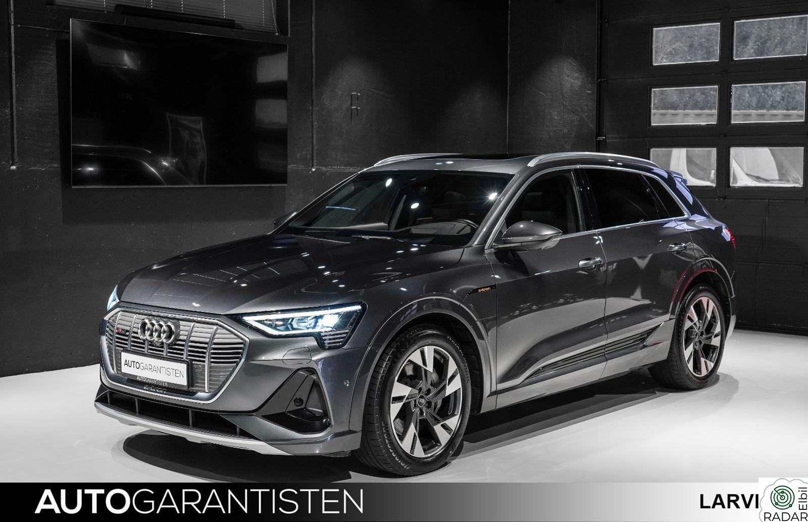 AUDI E TRON 55 55 Quattro S-Line Sport Luft Pano ACC 360° HUD Krok Nav