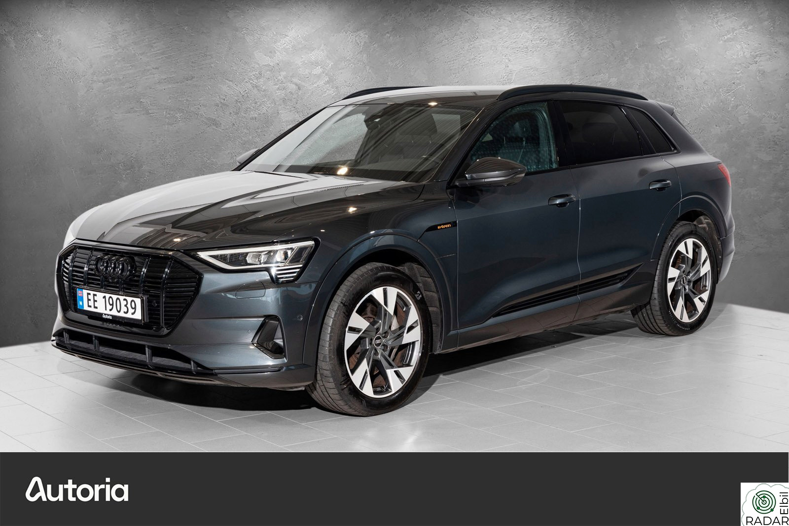 AUDI E TRON 55 55 advanced business/HENGERFESTE/OMGIVELSEKAMERA/
