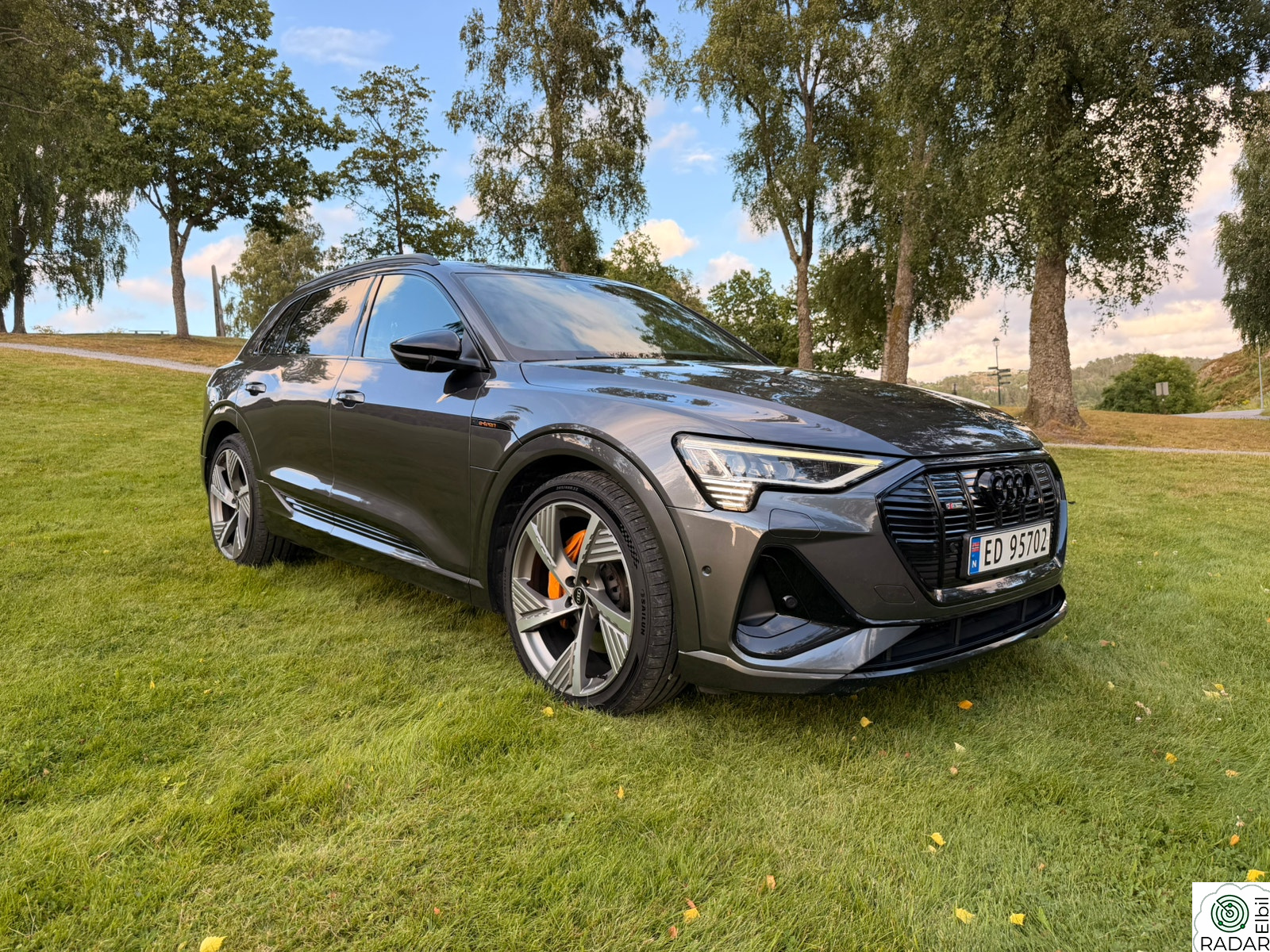 AUDI E TRON 55 55|2x S-line|Black Optic|B&O |Soft Close|22” |H.feste