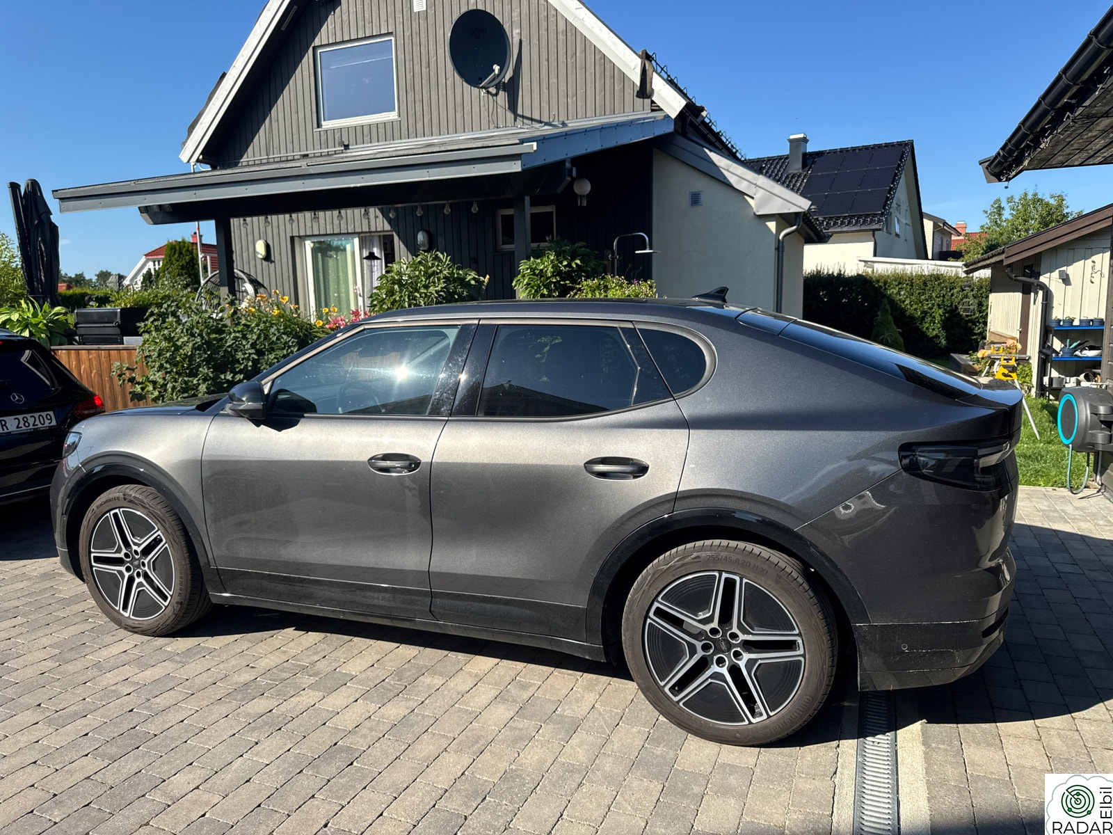 FORD Capri Premium AWD Extended Range 340hk