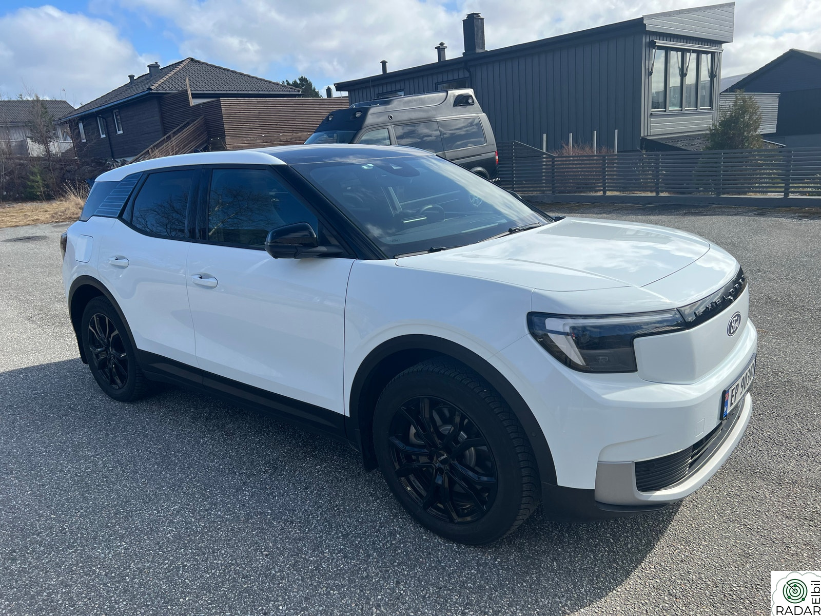FORD Explorer AWD Krok Varmepumpe Serviceavt Førerassist