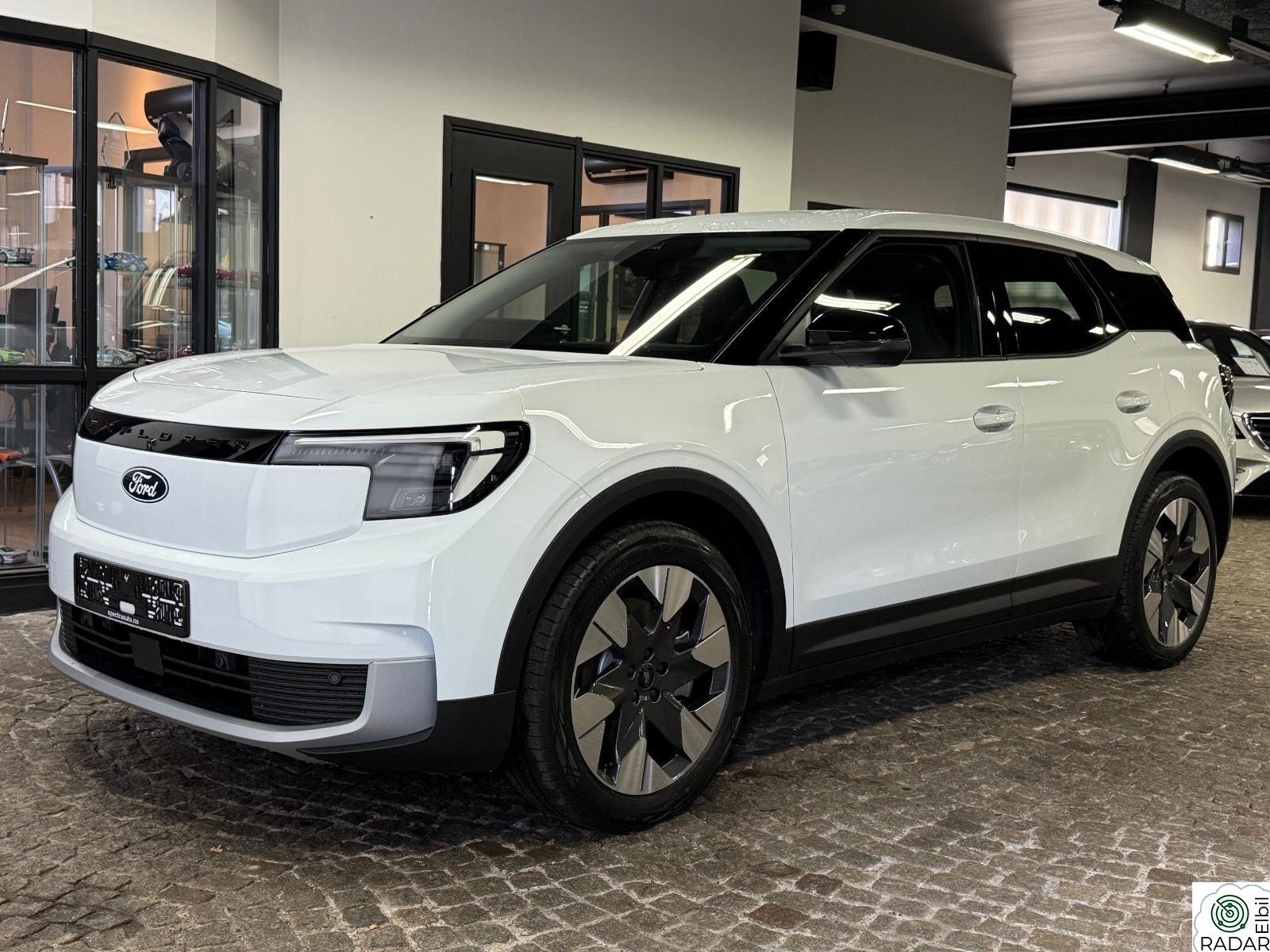 FORD Explorer AWD ER, Premium, Førerpakke, Krok, Varmepumpe, Massasje