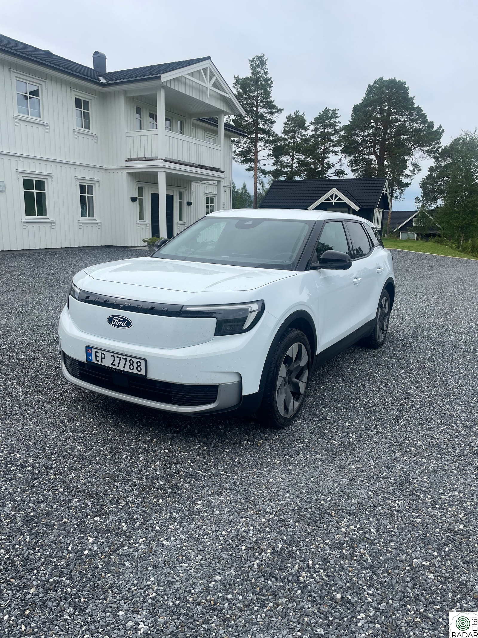 FORD Explorer Premium AWD Extended Range/Serviceavtale/krok