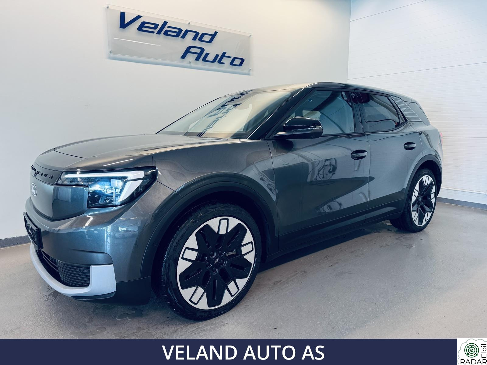 FORD Explorer AWD EXT. RANGE PREMIUM / HENGERFESTE / 533KM WLTP
