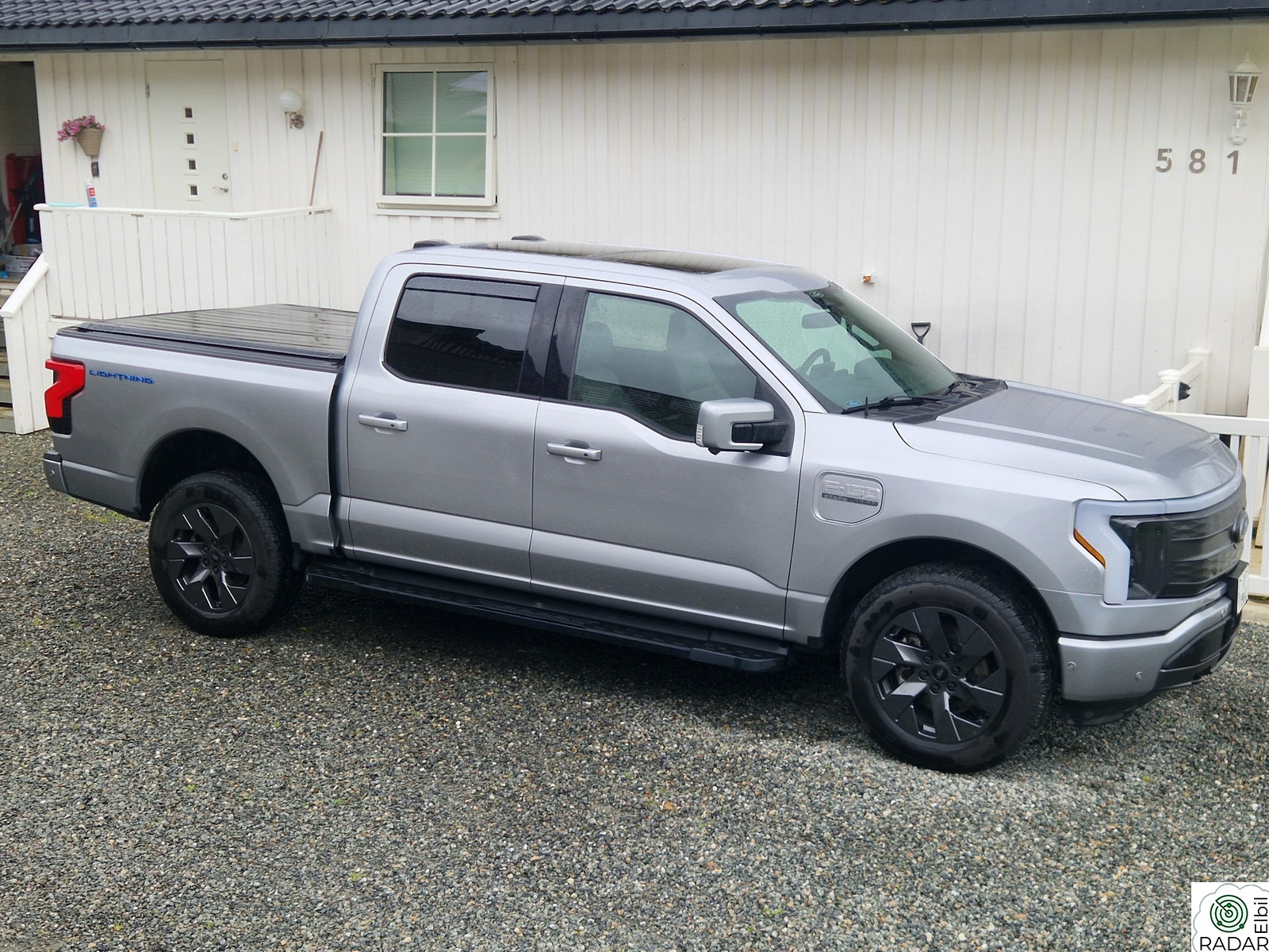 FORD F-150 Lightning Lariat Extended range 131kwt