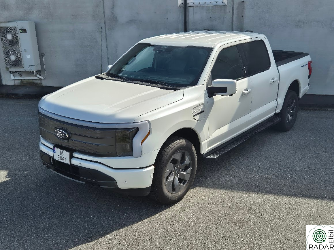 FORD F-150 Lightning F150 Lightning Lariat 5 seter