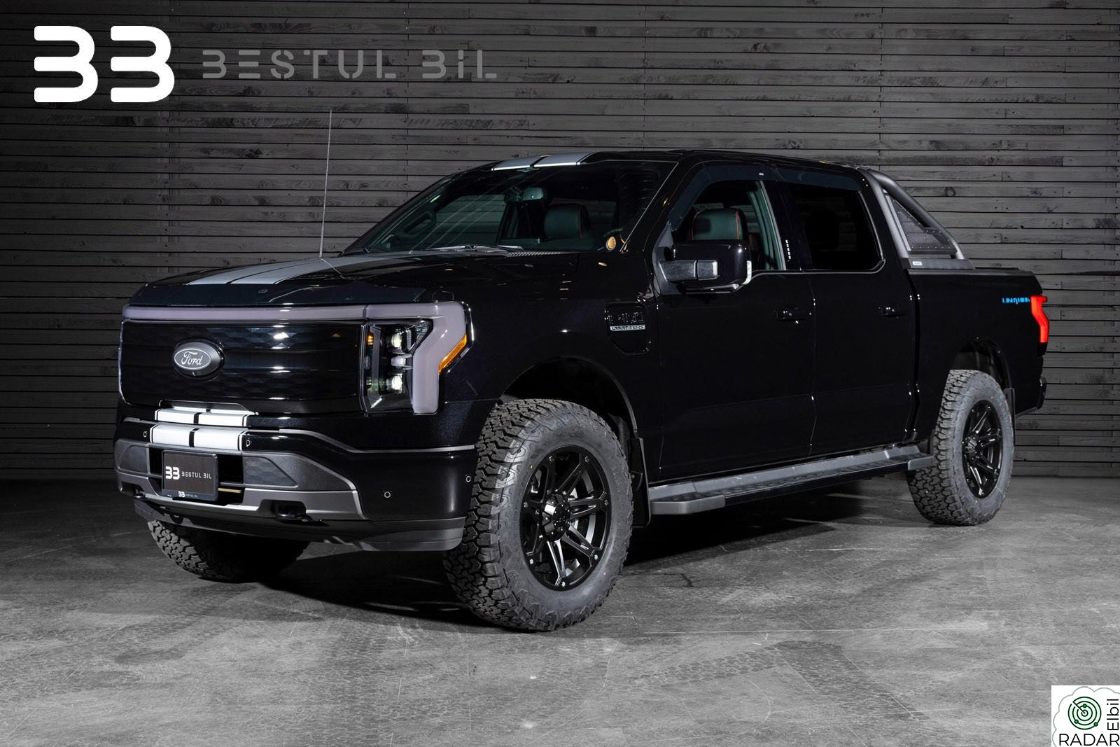 FORD F-150 Lightning Lightning// 35"Hjul // Noselift // Bøyle // Interiør