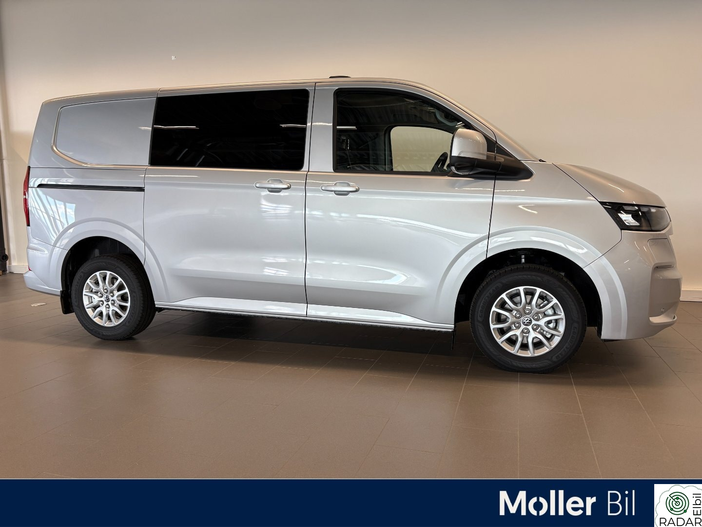 VOLKSWAGEN Transporter E-tra Kort Pluss 286HK 4Motion