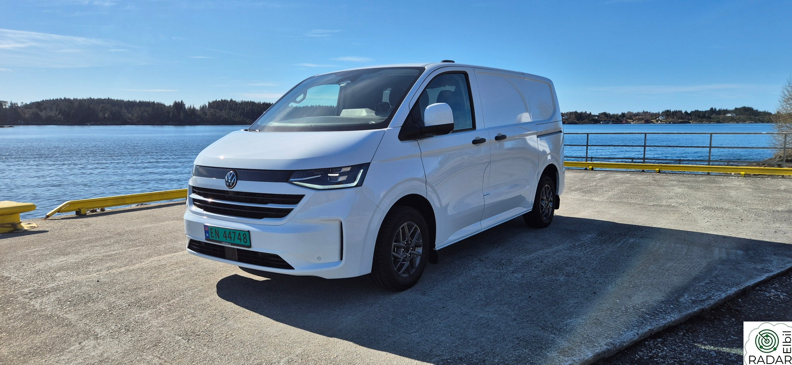 VOLKSWAGEN Transporter E-Transporter T7 Kort Pluss 218hk 64kWh