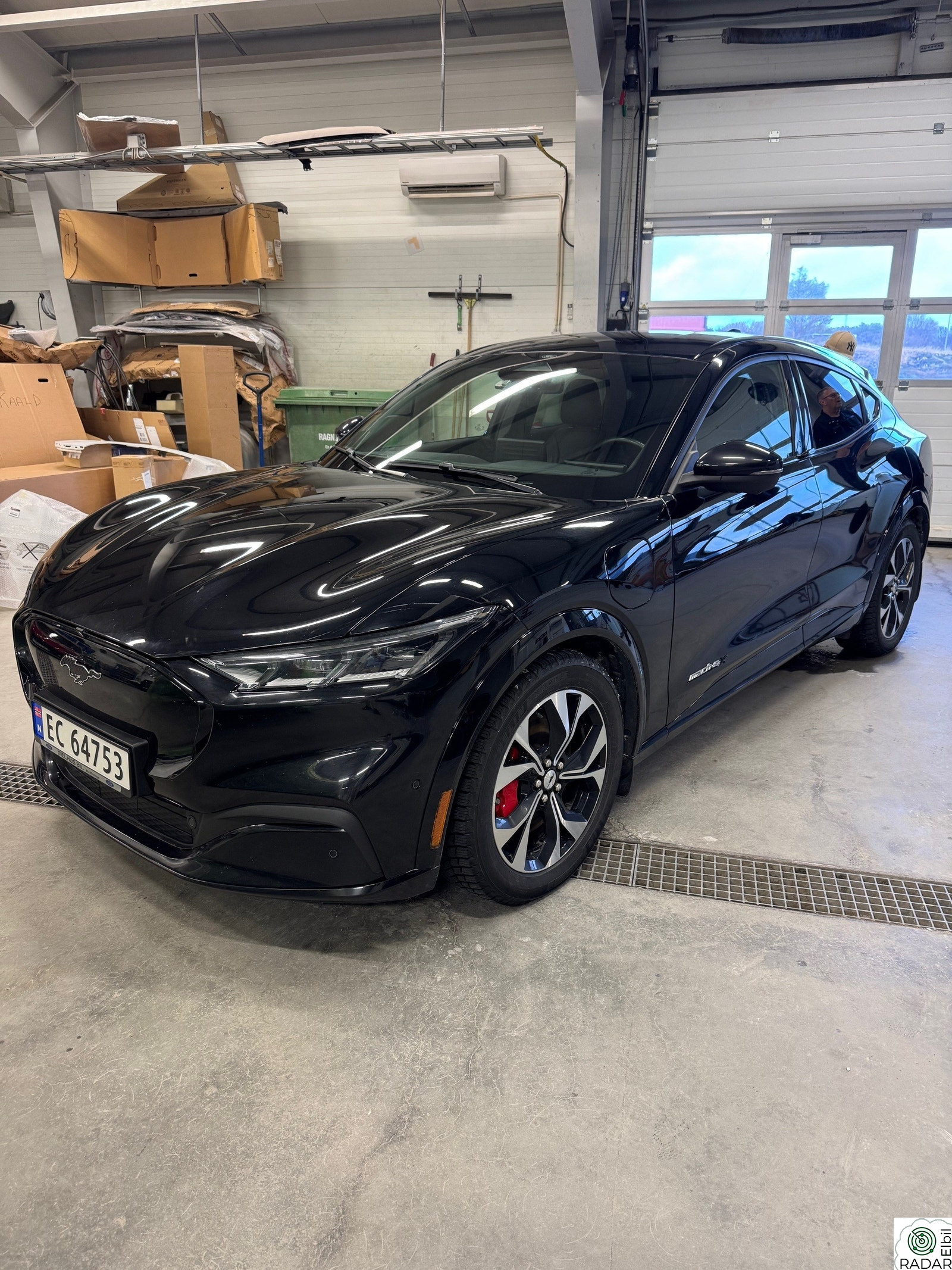 FORD Mustang Mach-E Ford Mach-E AWD 2021, B&O, 360°,HFeste, En eier