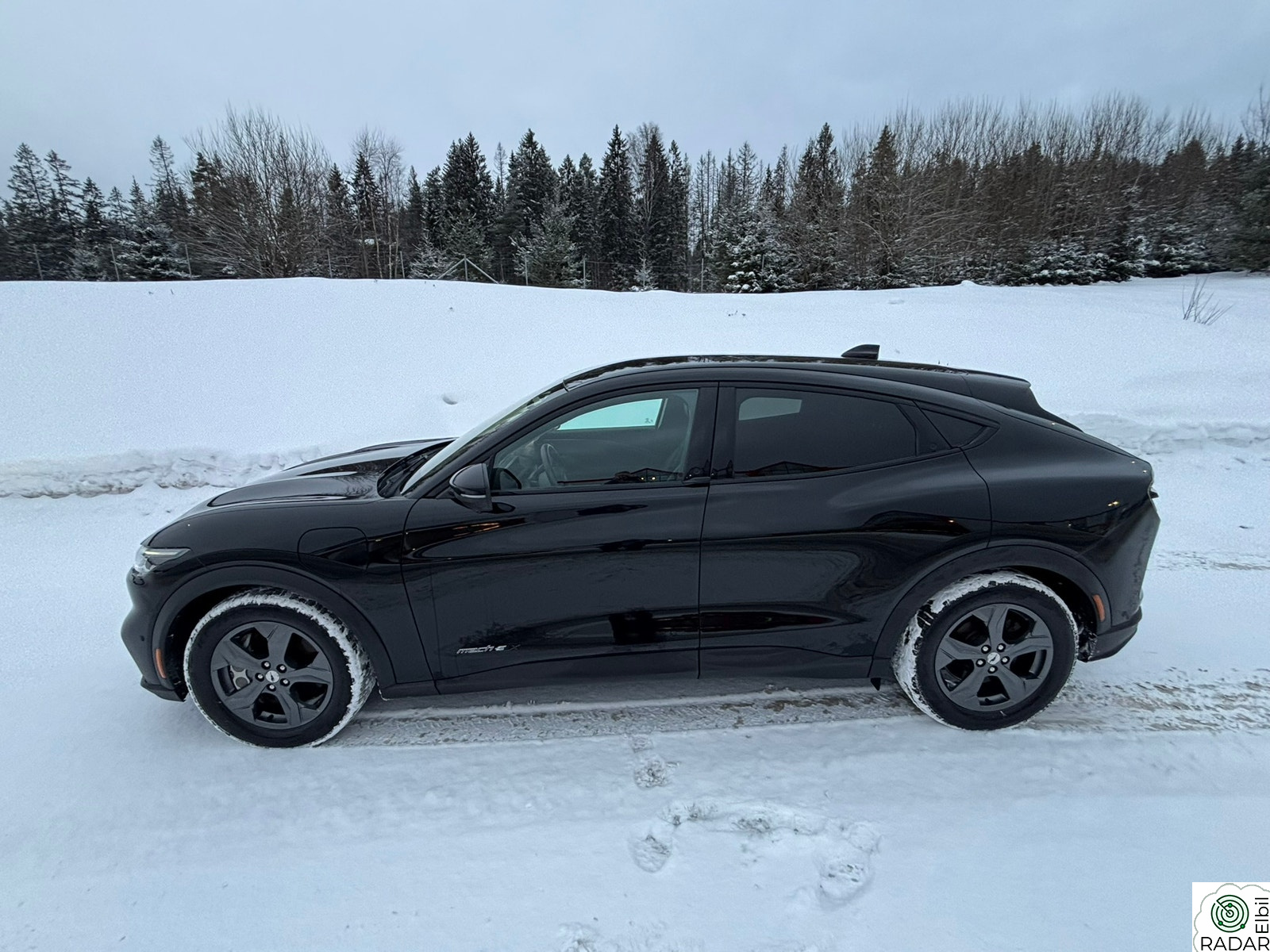 FORD Mustang Mach-E LR RWD