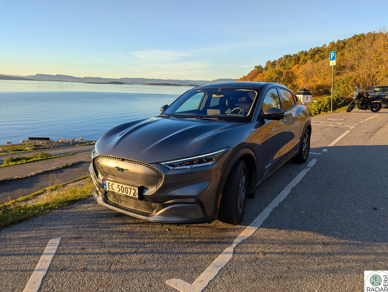 FORD Mustang Mach-E LR RWD Panorama, B&O, full utstyrspakke, hengerfeste