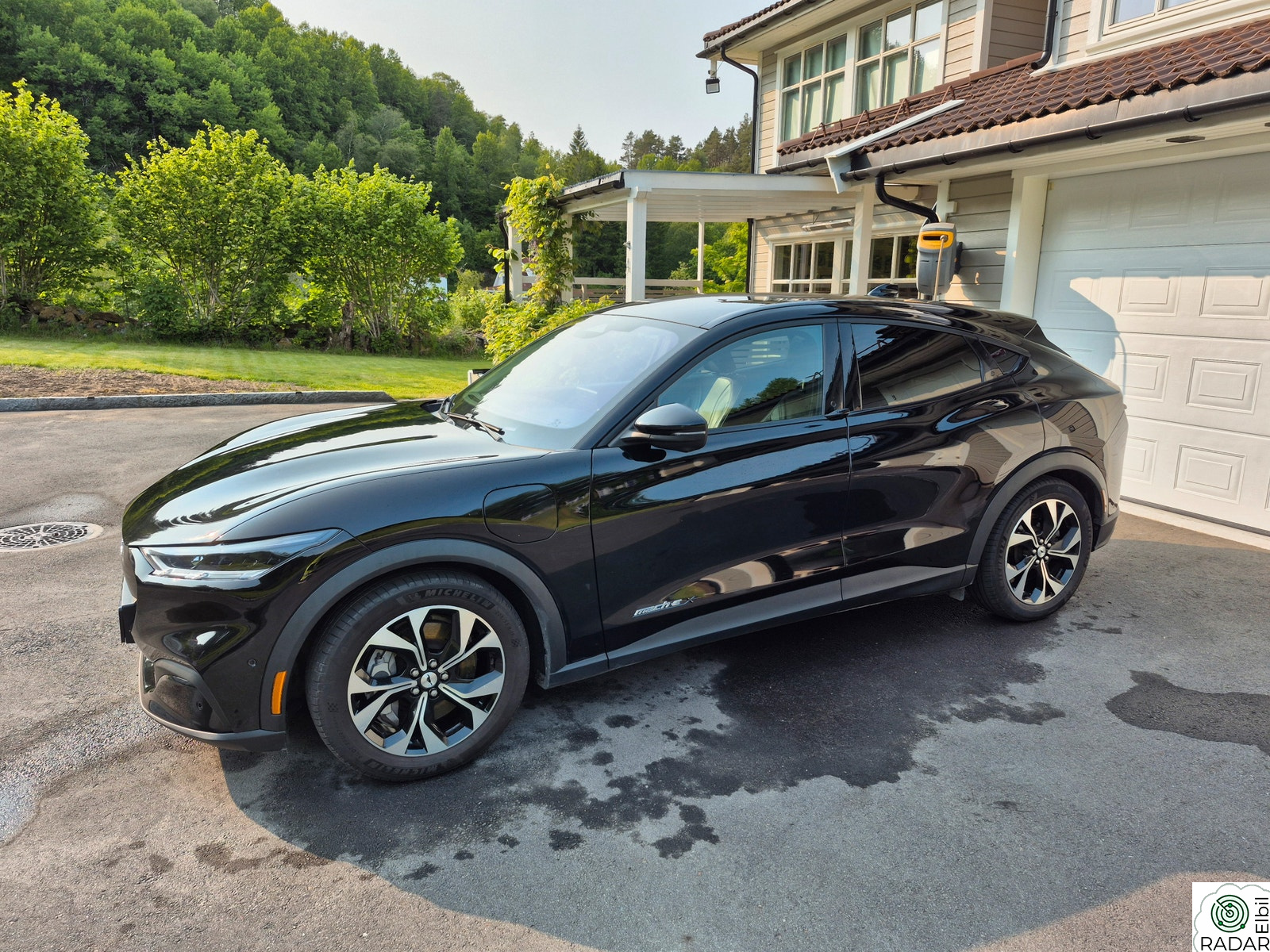 FORD Mustang Mach-E LR RWD